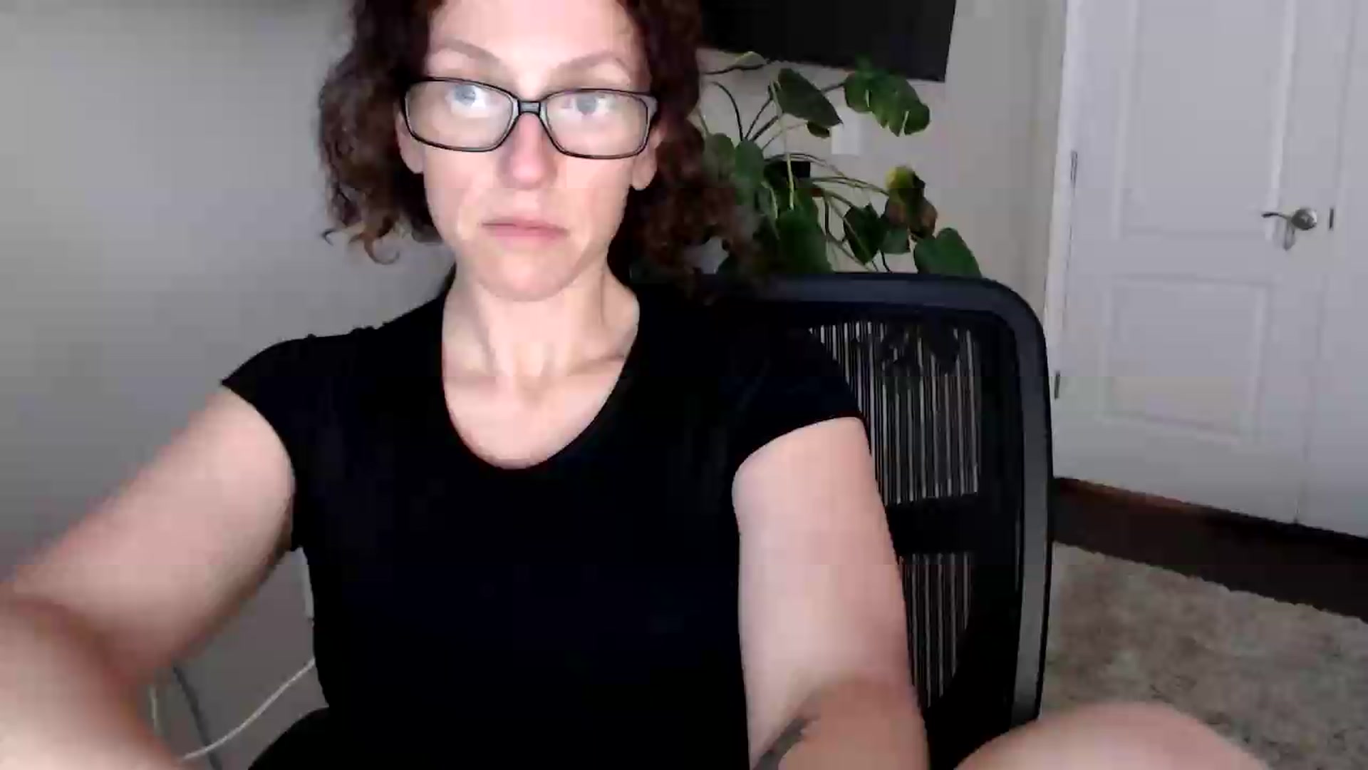 Gallery image thumbnail from Sarah_Stark's myfreecams stream on, 06/11/2026, 13:41 image 1 of 20
