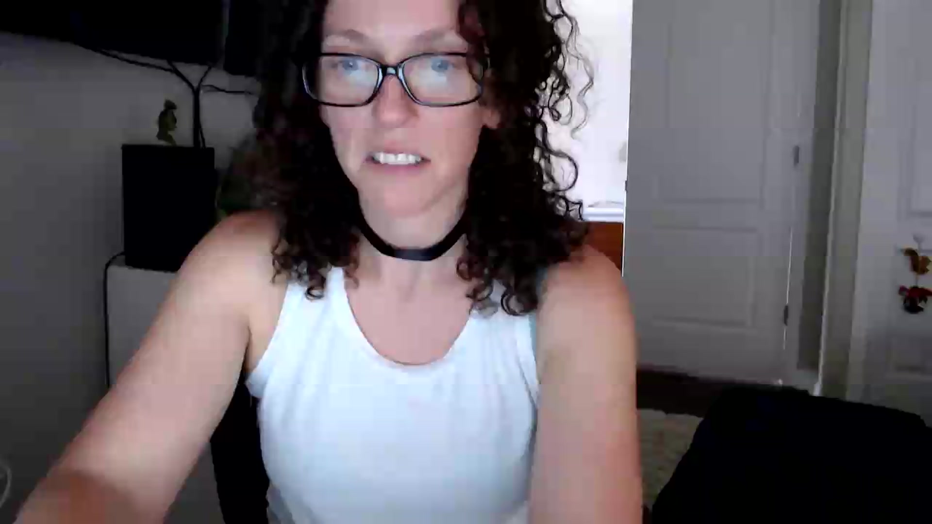 Gallery image thumbnail from Sarah_Stark's myfreecams stream on, 06/15/2026, 16:12 image 9 of 20
