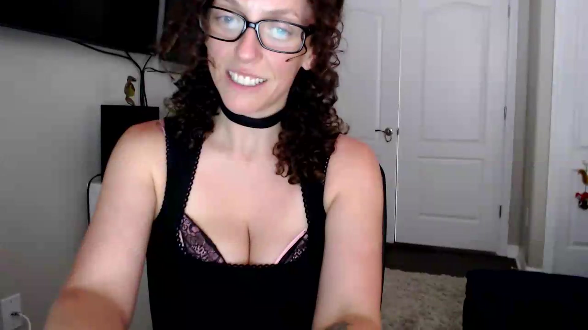 Gallery image thumbnail from Sarah_Stark's myfreecams stream on, 06/19/2026, 12:01 image 3 of 20