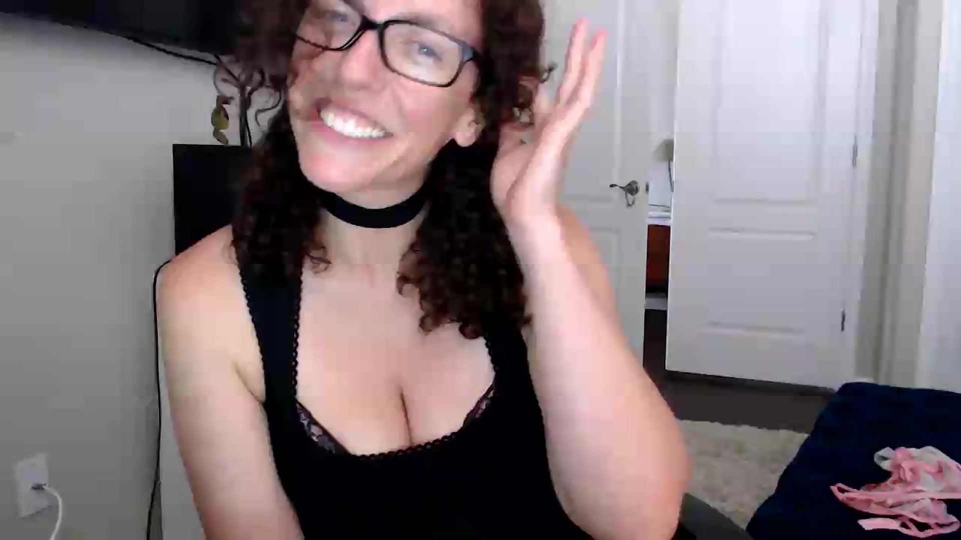 Gallery image thumbnail from Sarah_Stark's myfreecams stream on, 06/19/2026, 14:29 image 7 of 20