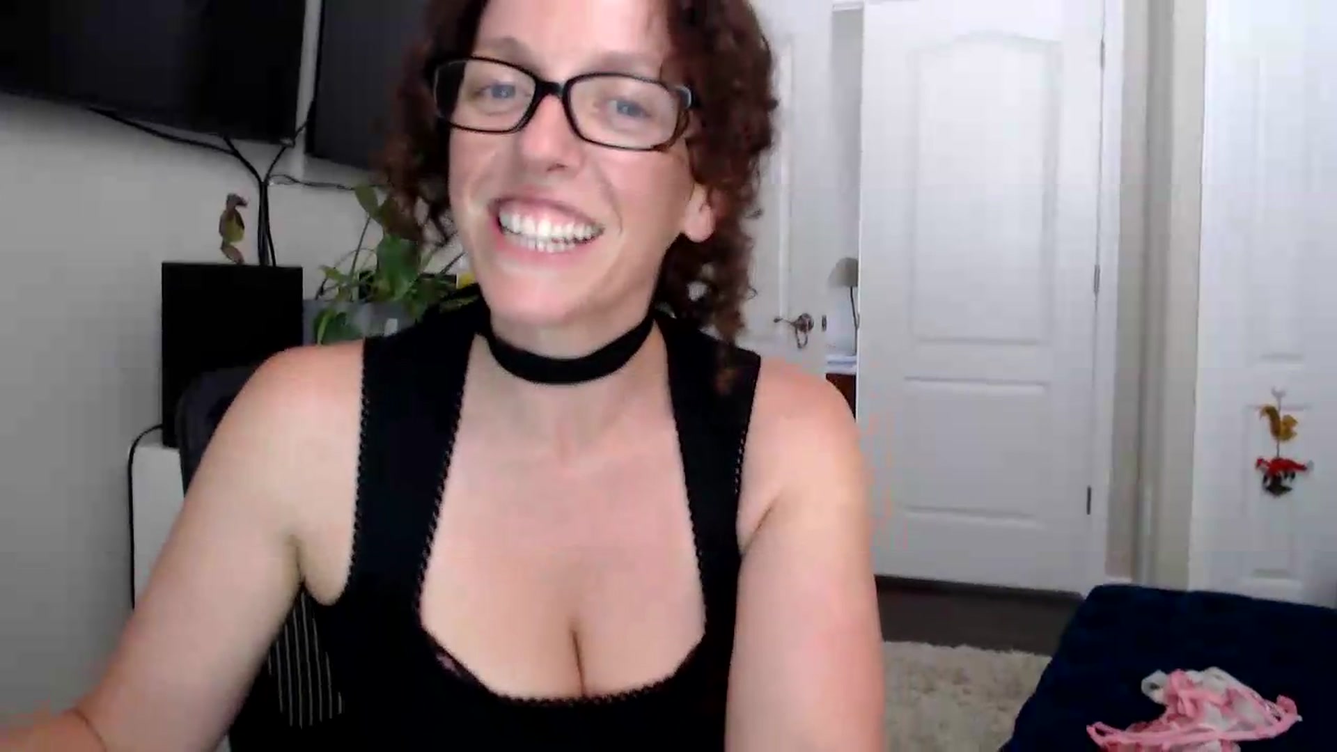Gallery image thumbnail from Sarah_Stark's myfreecams stream on, 06/19/2026, 14:29 image 10 of 20