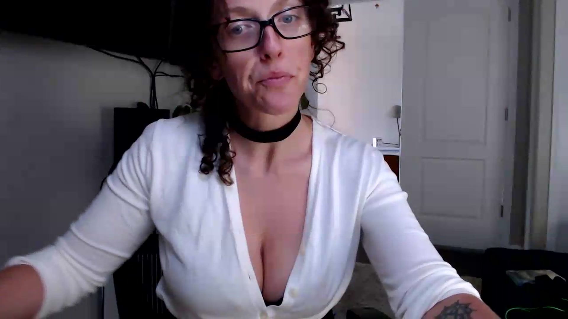 Gallery image thumbnail from Sarah_Stark's myfreecams stream on, 06/22/2026, 15:26 image 10 of 20