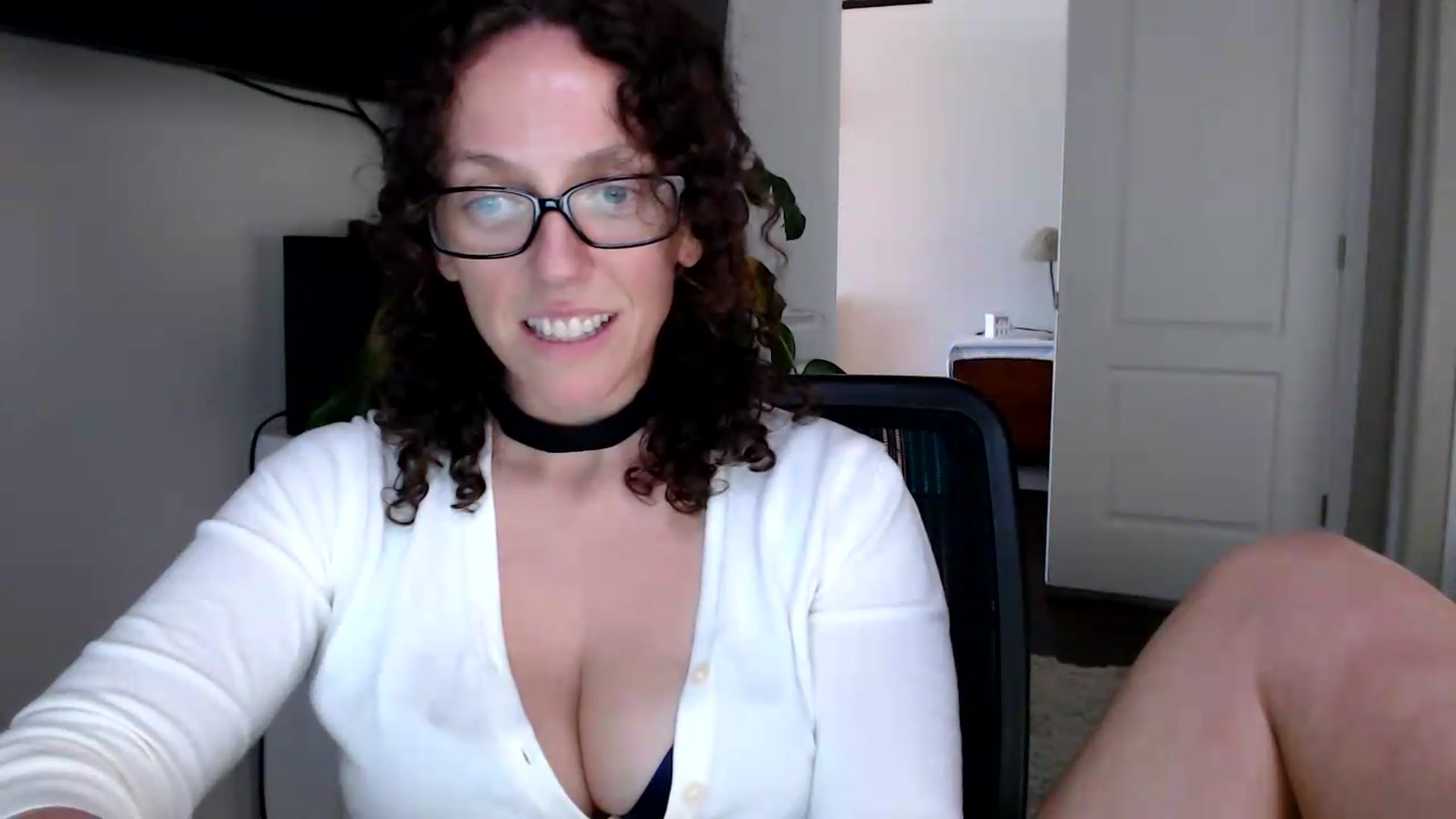Gallery image thumbnail from Sarah_Stark's myfreecams stream on, 06/22/2026, 16:43 image 5 of 20