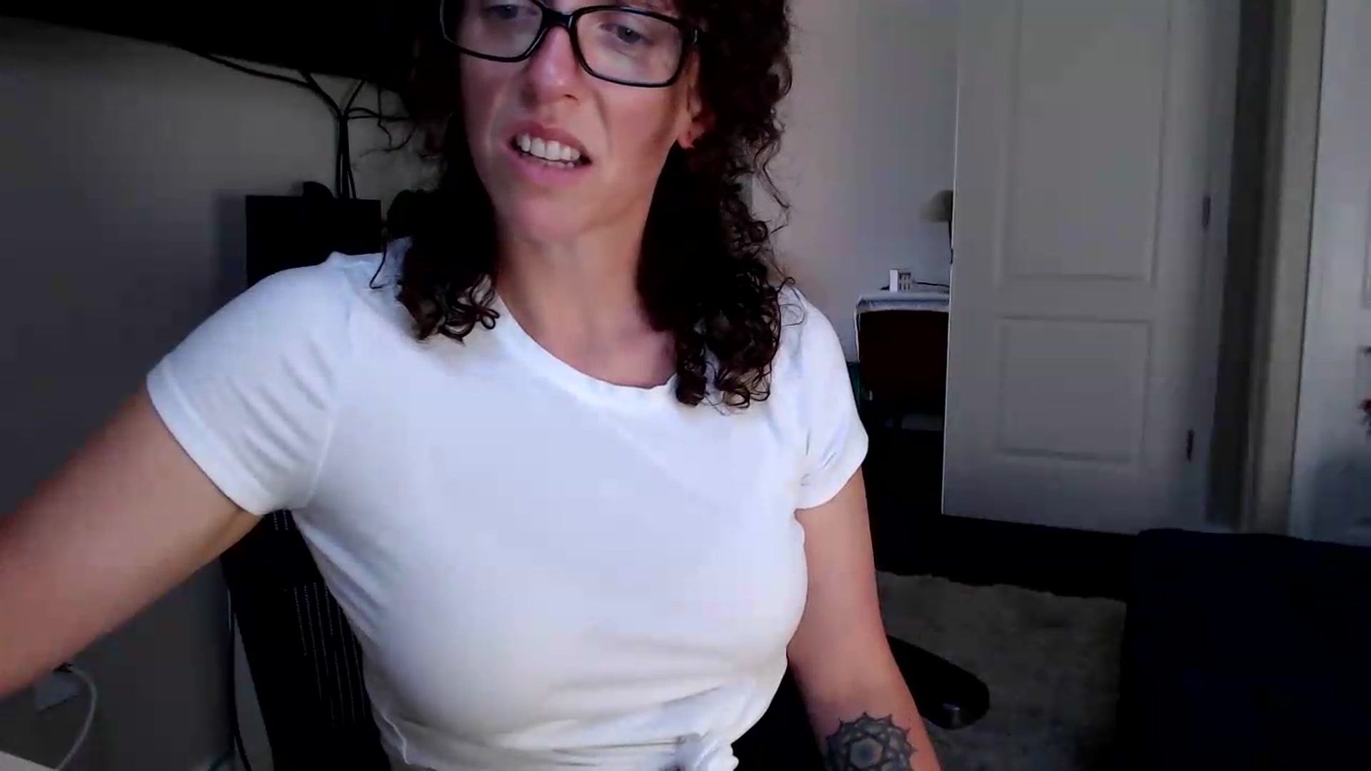 Gallery image thumbnail from Sarah_Stark's myfreecams stream on, 06/22/2026, 19:00 image 12 of 20