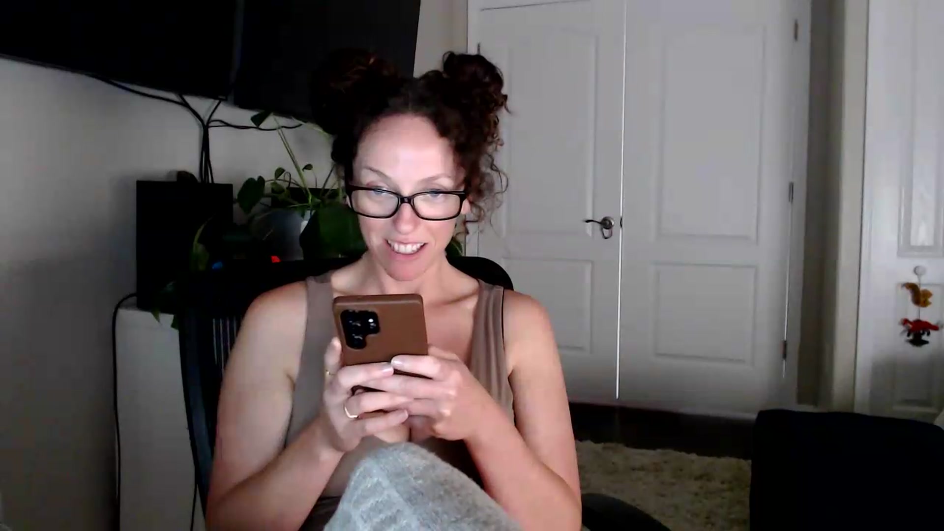 Gallery image thumbnail from Sarah_Stark's myfreecams stream on, 06/23/2026, 14:58 image 15 of 20