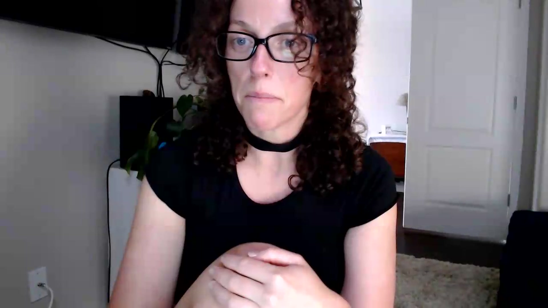 Gallery image thumbnail from Sarah_Stark's myfreecams stream on, 06/24/2026, 15:18 image 17 of 20