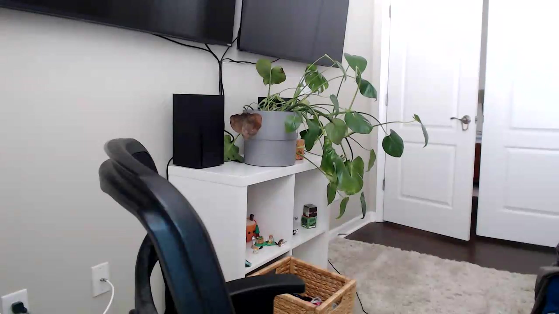 Gallery image thumbnail from Sarah_Stark's myfreecams stream on, 06/29/2026, 14:34 image 18 of 20