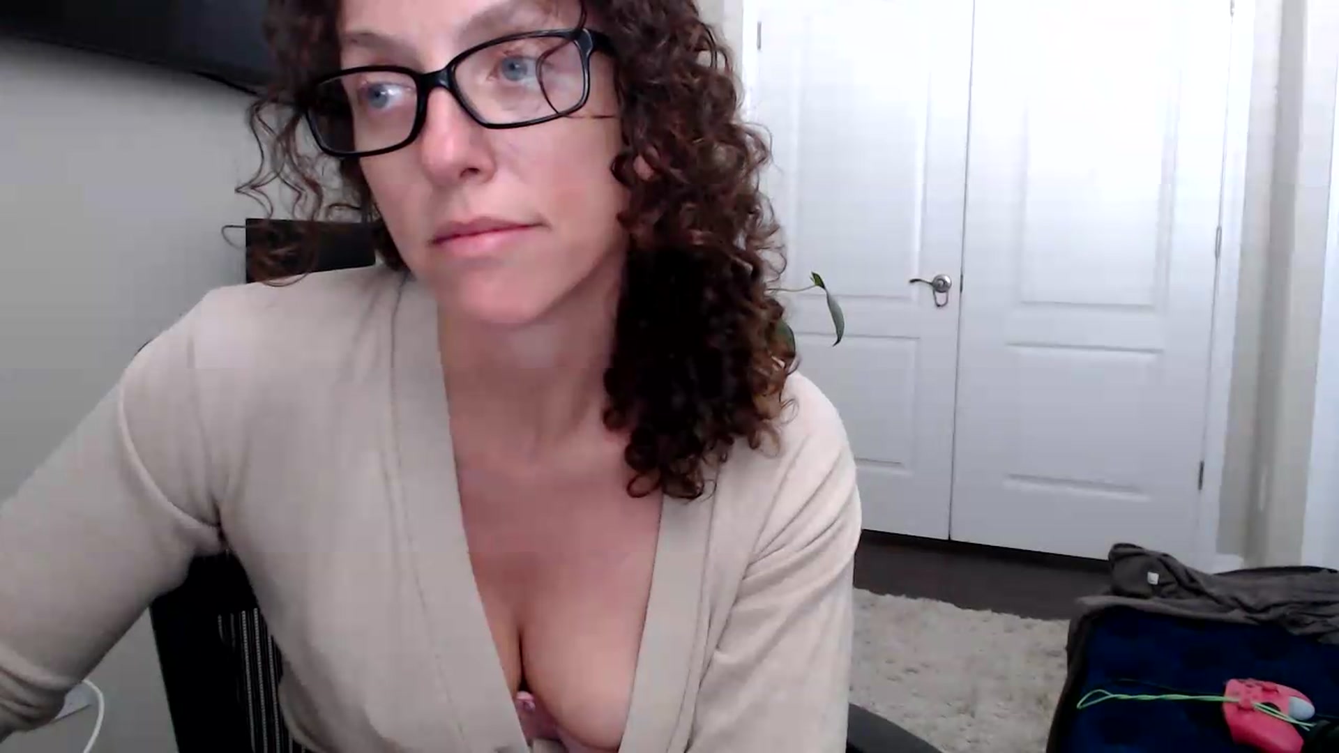 Gallery image thumbnail from Sarah_Stark's myfreecams stream on, 06/29/2026, 14:34 image 3 of 20
