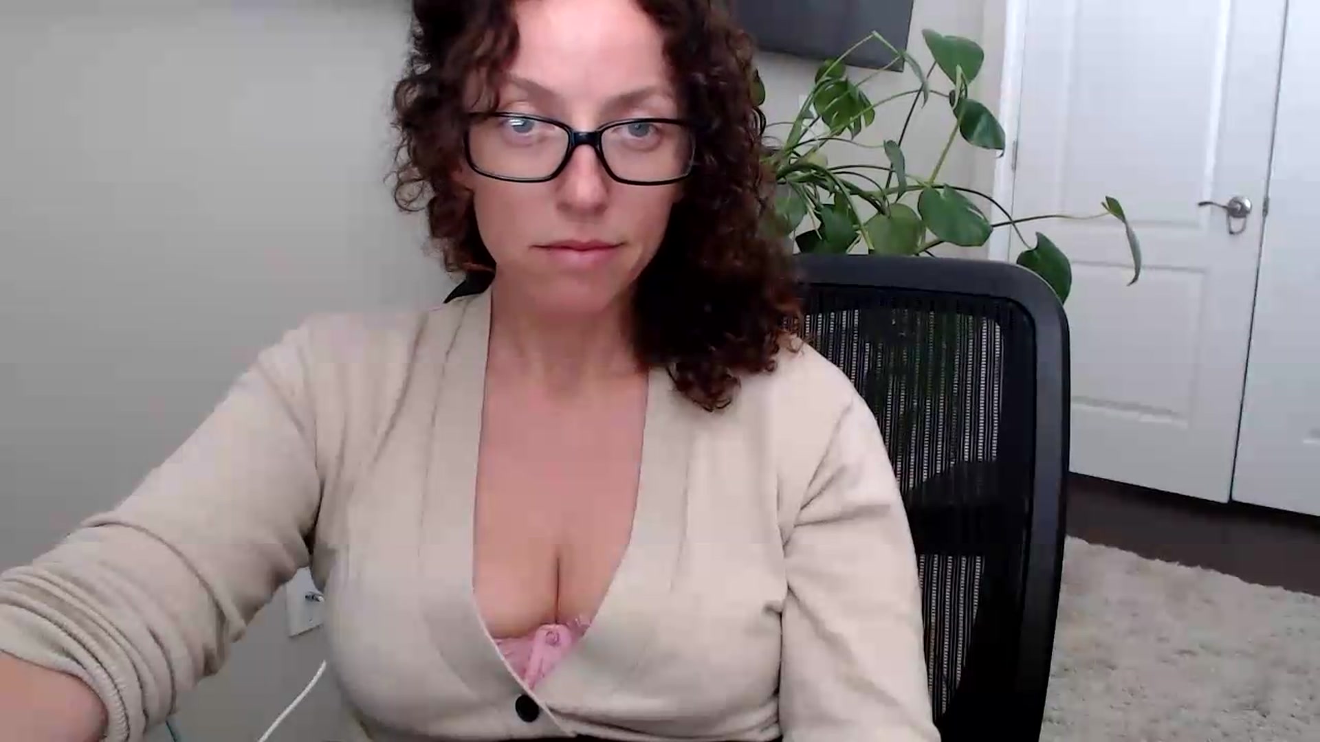 Gallery image thumbnail from Sarah_Stark's myfreecams stream on, 06/29/2026, 15:17 image 4 of 20