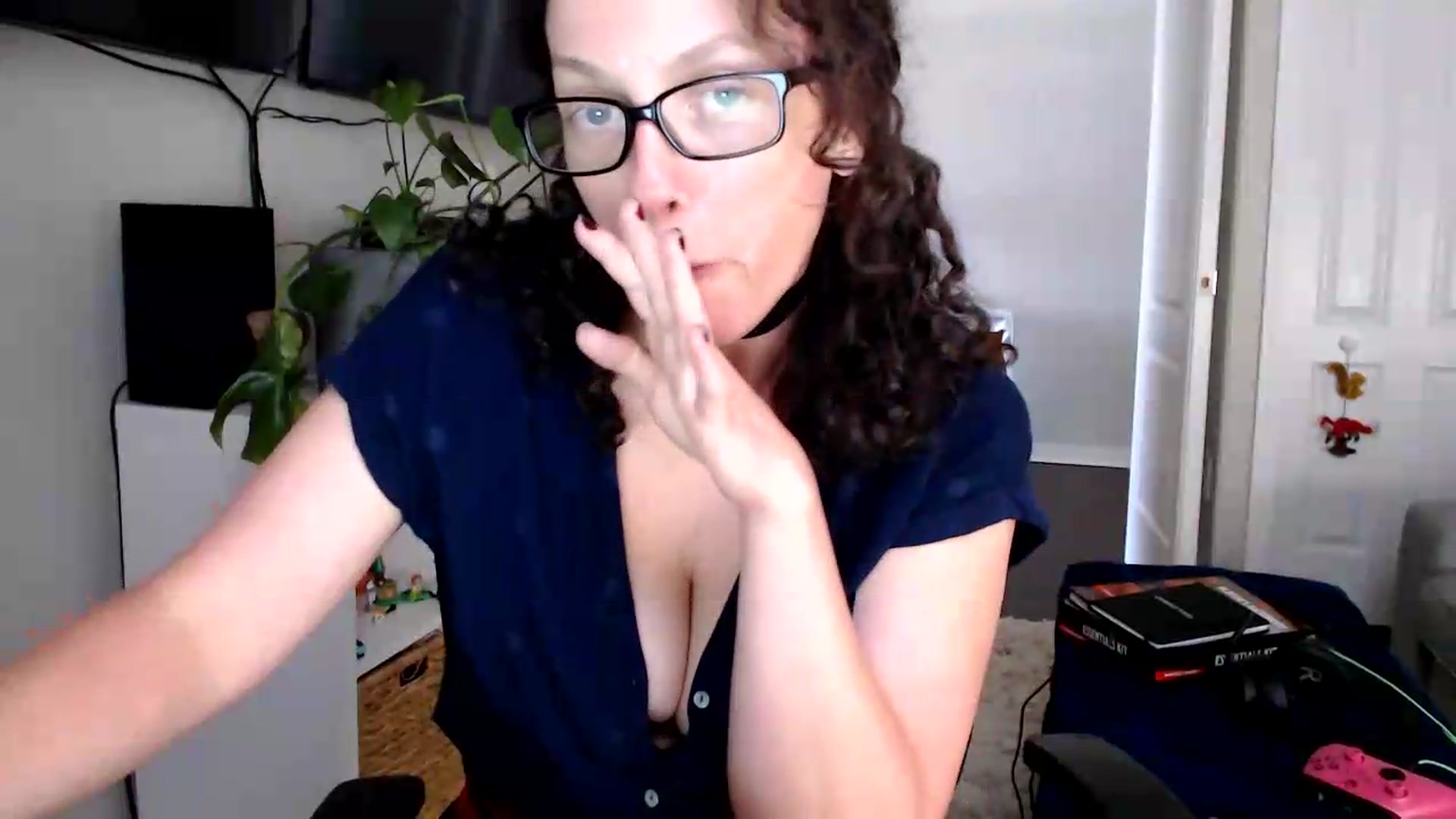 Gallery image thumbnail from Sarah_Stark's myfreecams stream on, 07/06/2026, 15:39 image 8 of 20