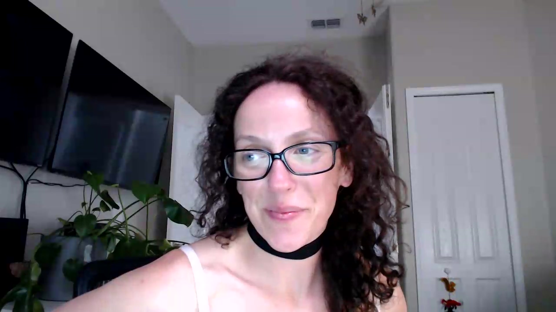 Gallery image thumbnail from Sarah_Stark's myfreecams stream on, 07/06/2026, 16:04 image 15 of 20