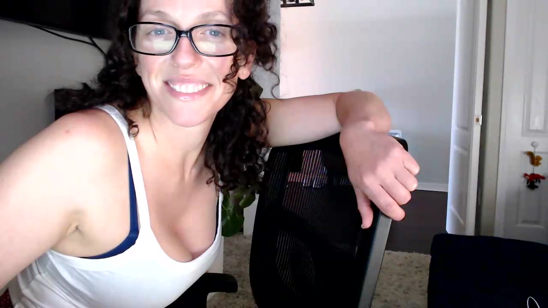 Gallery image thumbnail from Sarah_Stark's myfreecams stream on, 07/08/2026, 15:16 image 8 of 20