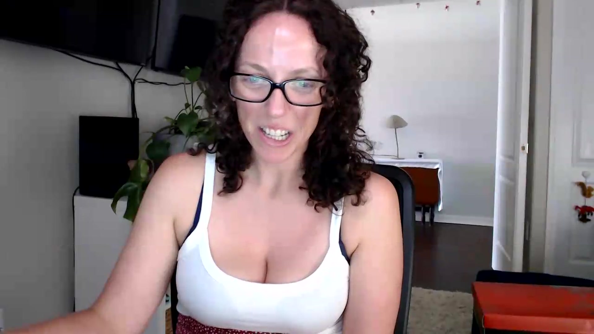 Gallery image thumbnail from Sarah_Stark's myfreecams stream on, 07/08/2026, 15:16 image 13 of 20