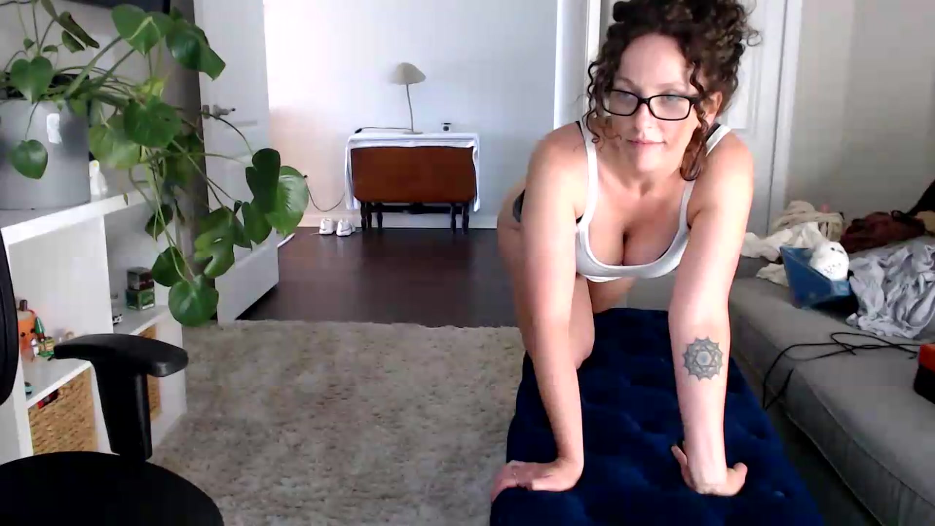 Gallery image thumbnail from Sarah_Stark's myfreecams stream on, 07/08/2026, 18:23 image 17 of 20