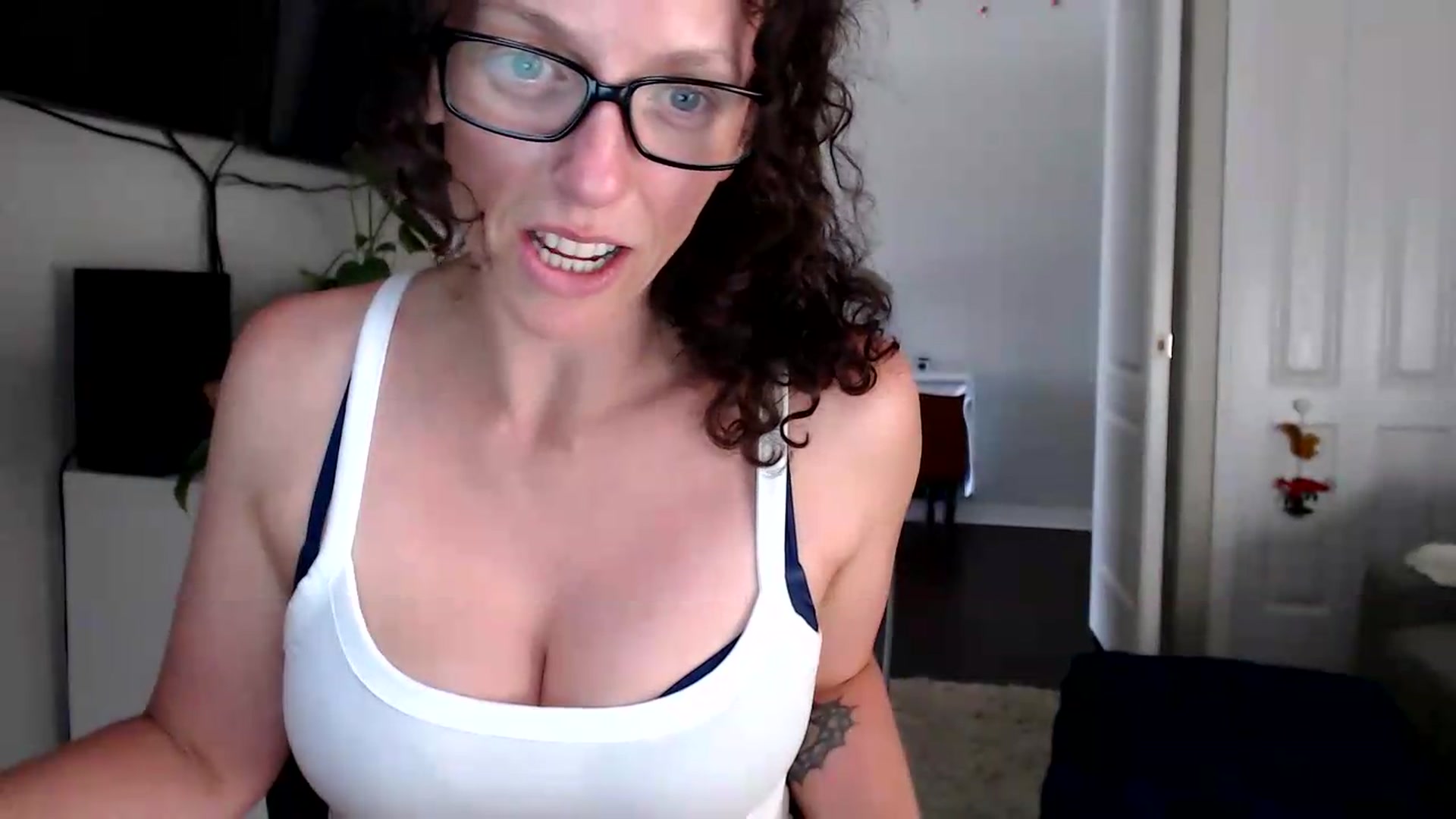 Gallery image thumbnail from Sarah_Stark's myfreecams stream on, 07/08/2026, 18:23 image 6 of 20