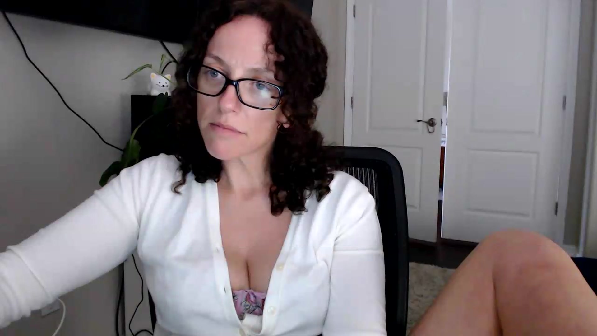 Gallery image thumbnail from Sarah_Stark's myfreecams stream on, 07/15/2026, 07:13 image 11 of 20