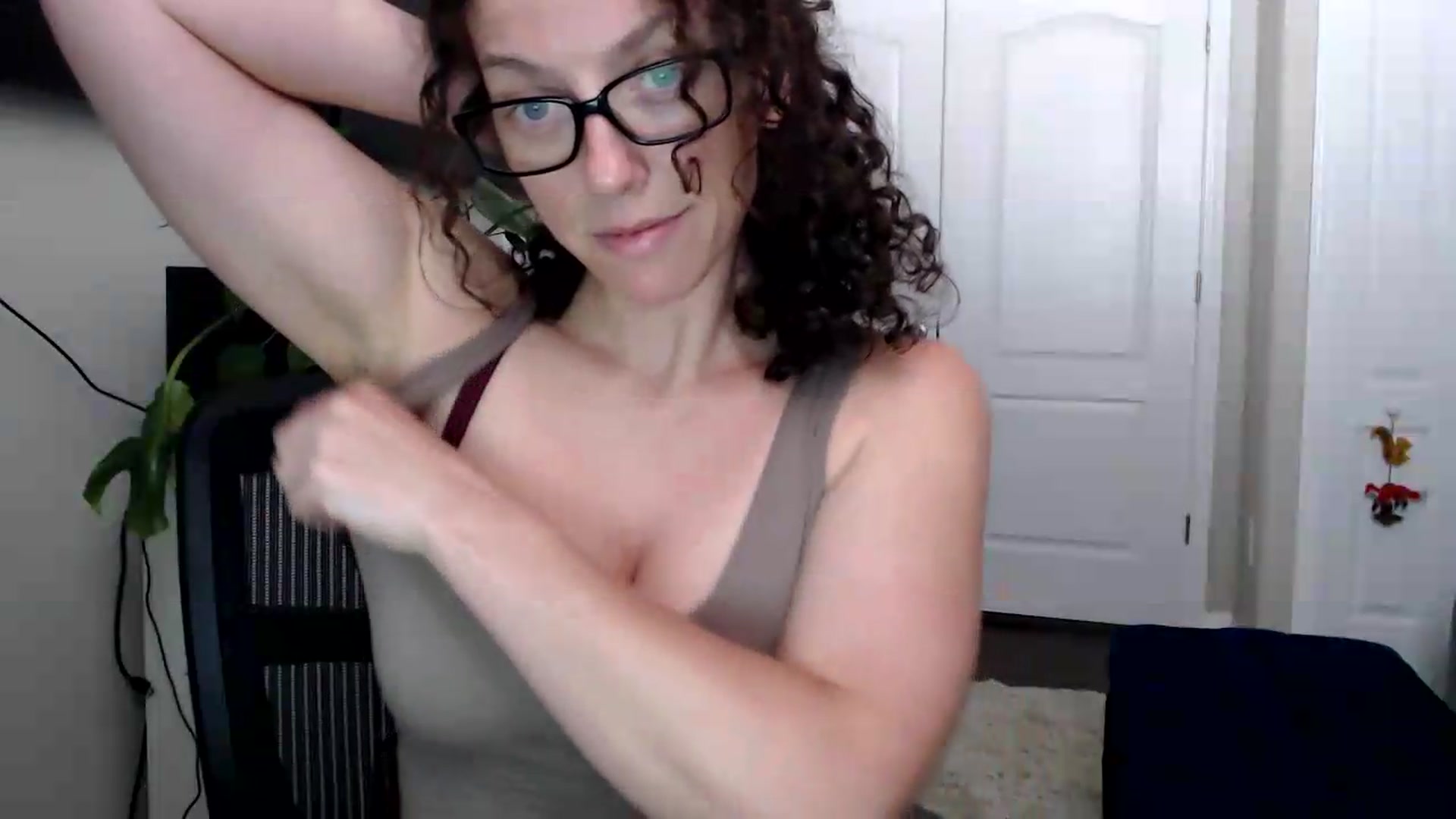 Gallery image thumbnail from Sarah_Stark's myfreecams stream on, 07/15/2026, 12:17 image 18 of 20