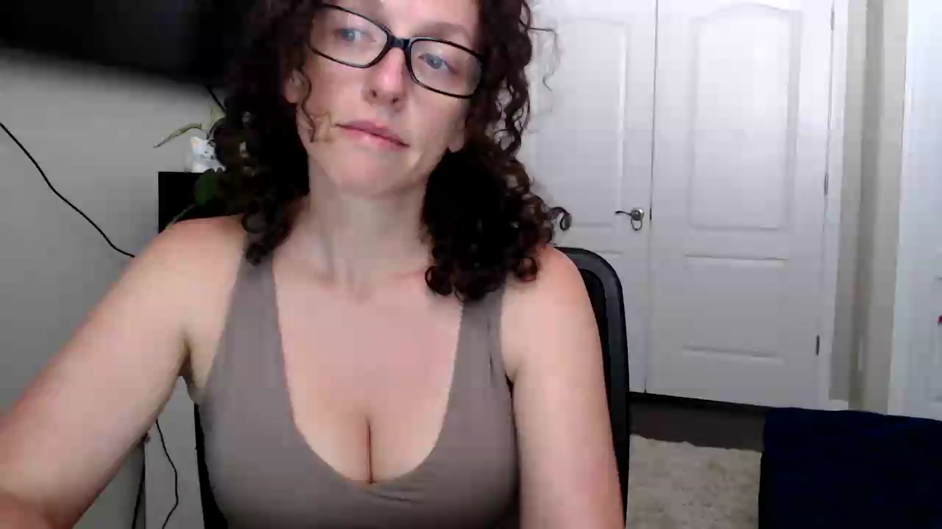 Gallery image thumbnail from Sarah_Stark's myfreecams stream on, 07/15/2026, 14:31 image 1 of 20