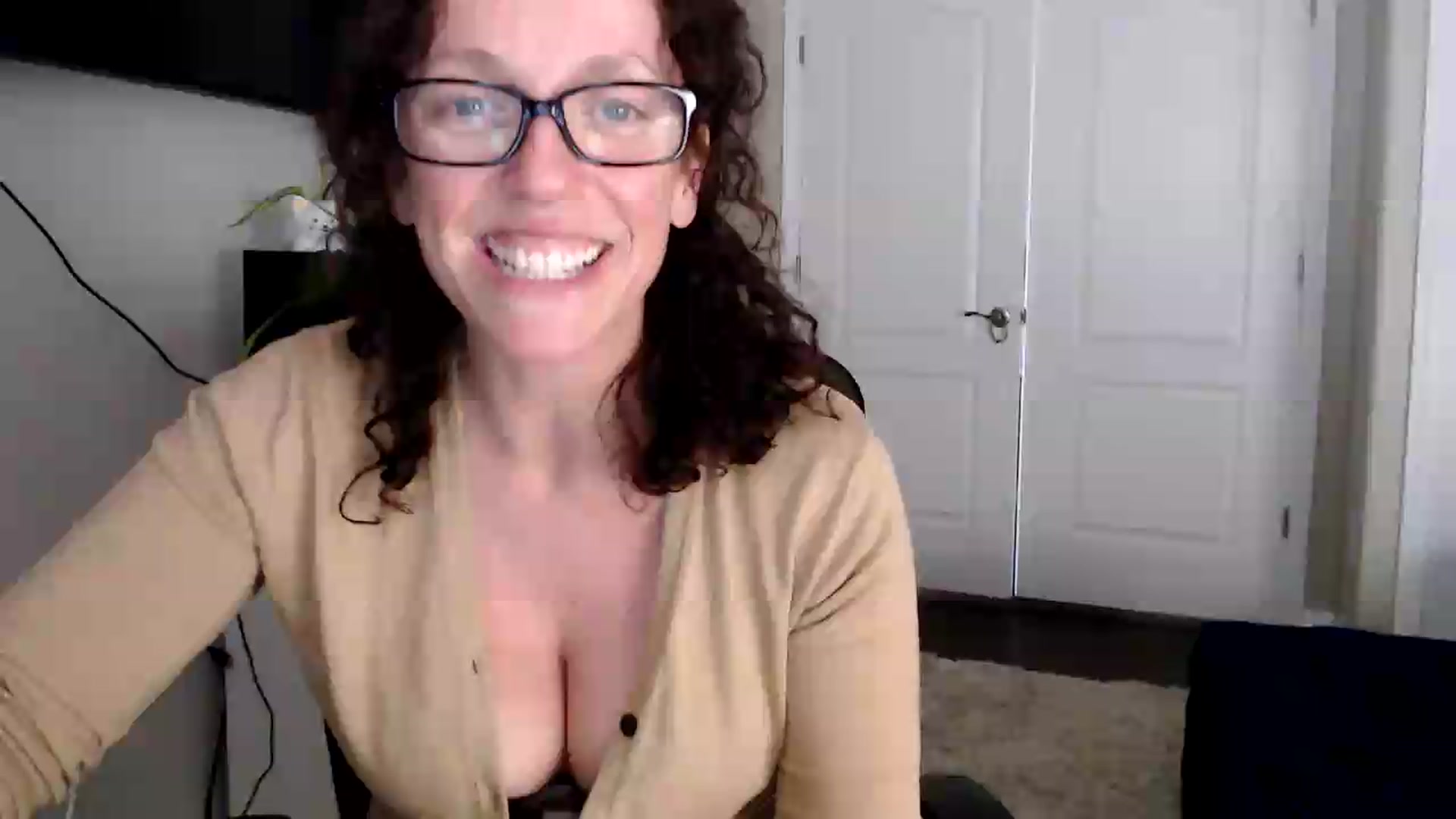 Gallery image thumbnail from Sarah_Stark's myfreecams stream on, 07/17/2026, 14:32 image 7 of 20