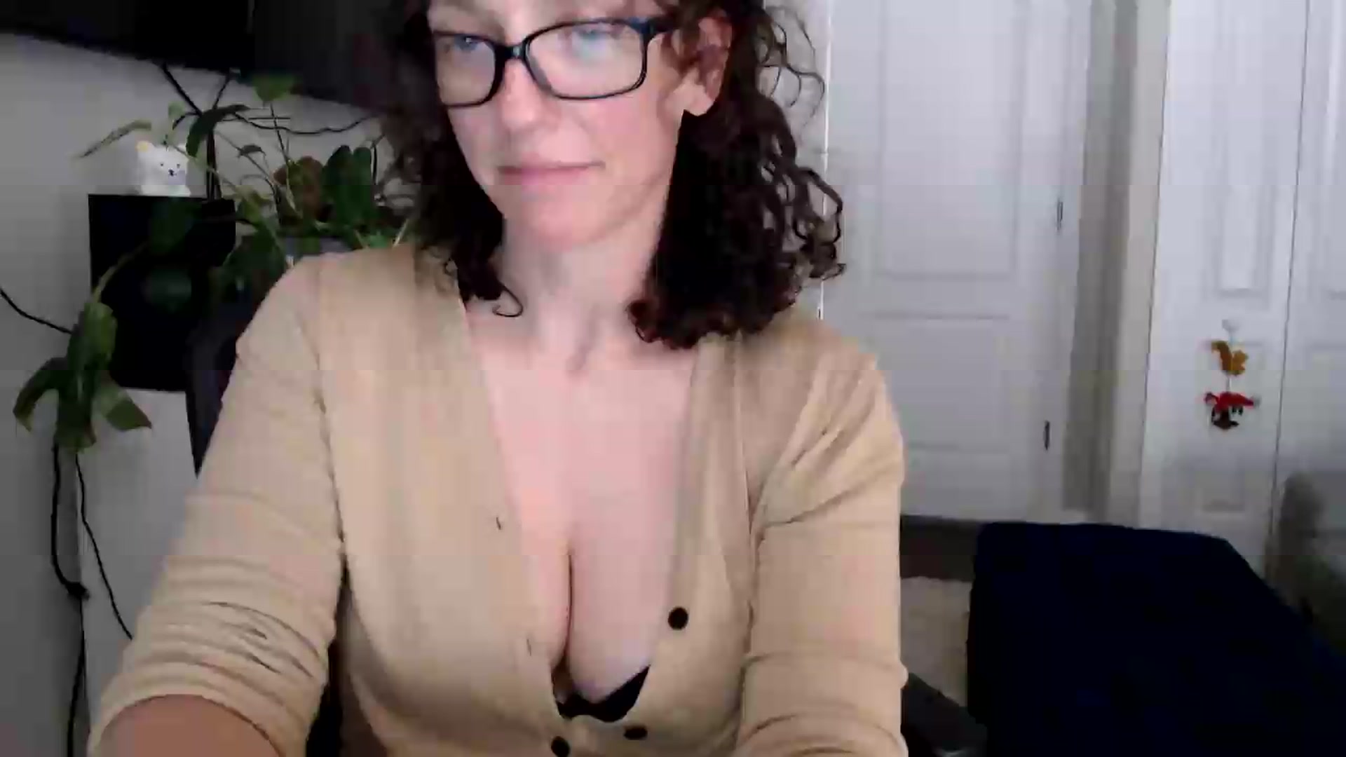 Gallery image thumbnail from Sarah_Stark's myfreecams stream on, 07/17/2026, 14:32 image 13 of 20