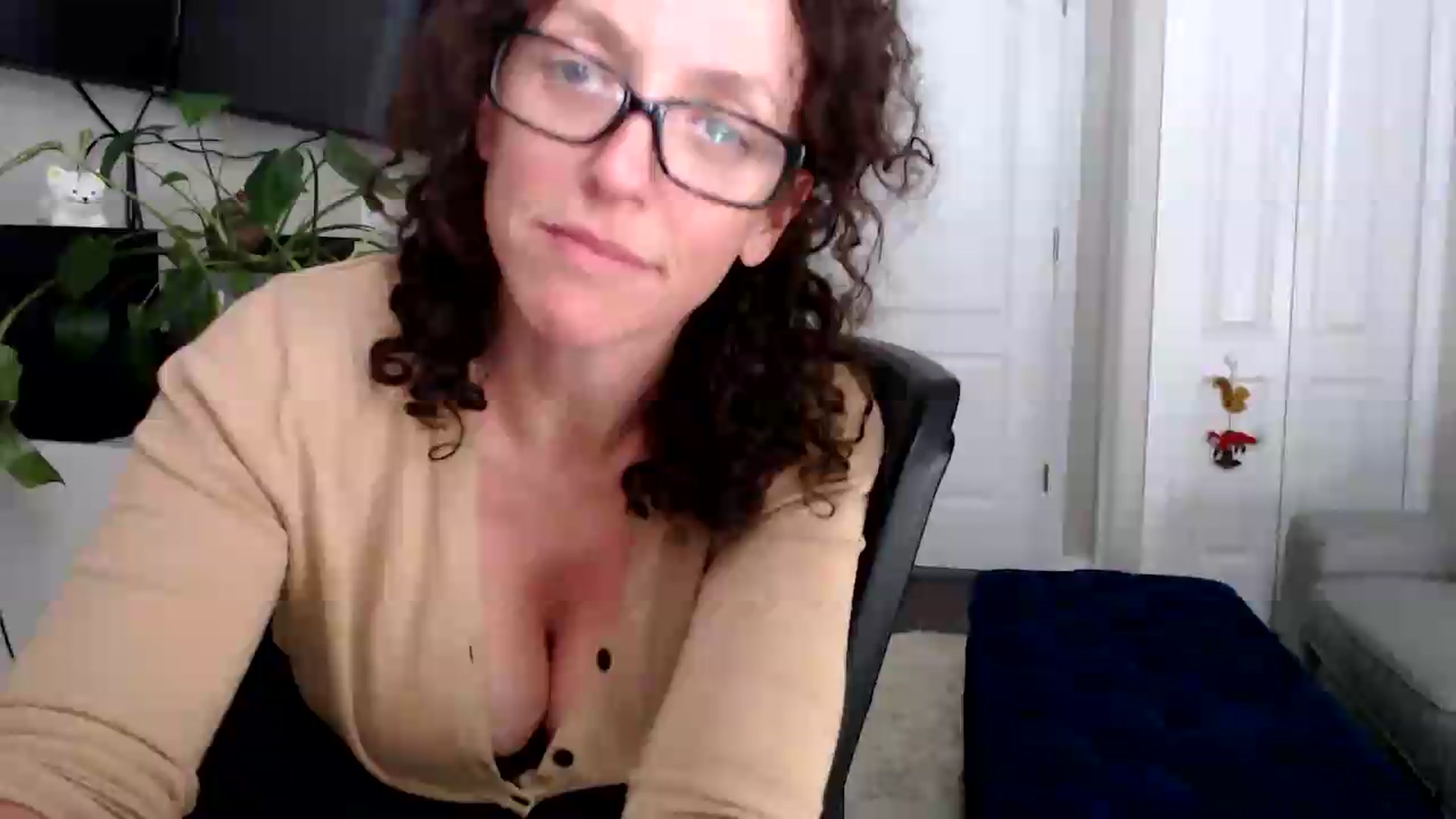 Gallery image thumbnail from Sarah_Stark's myfreecams stream on, 07/17/2026, 14:32 image 18 of 20