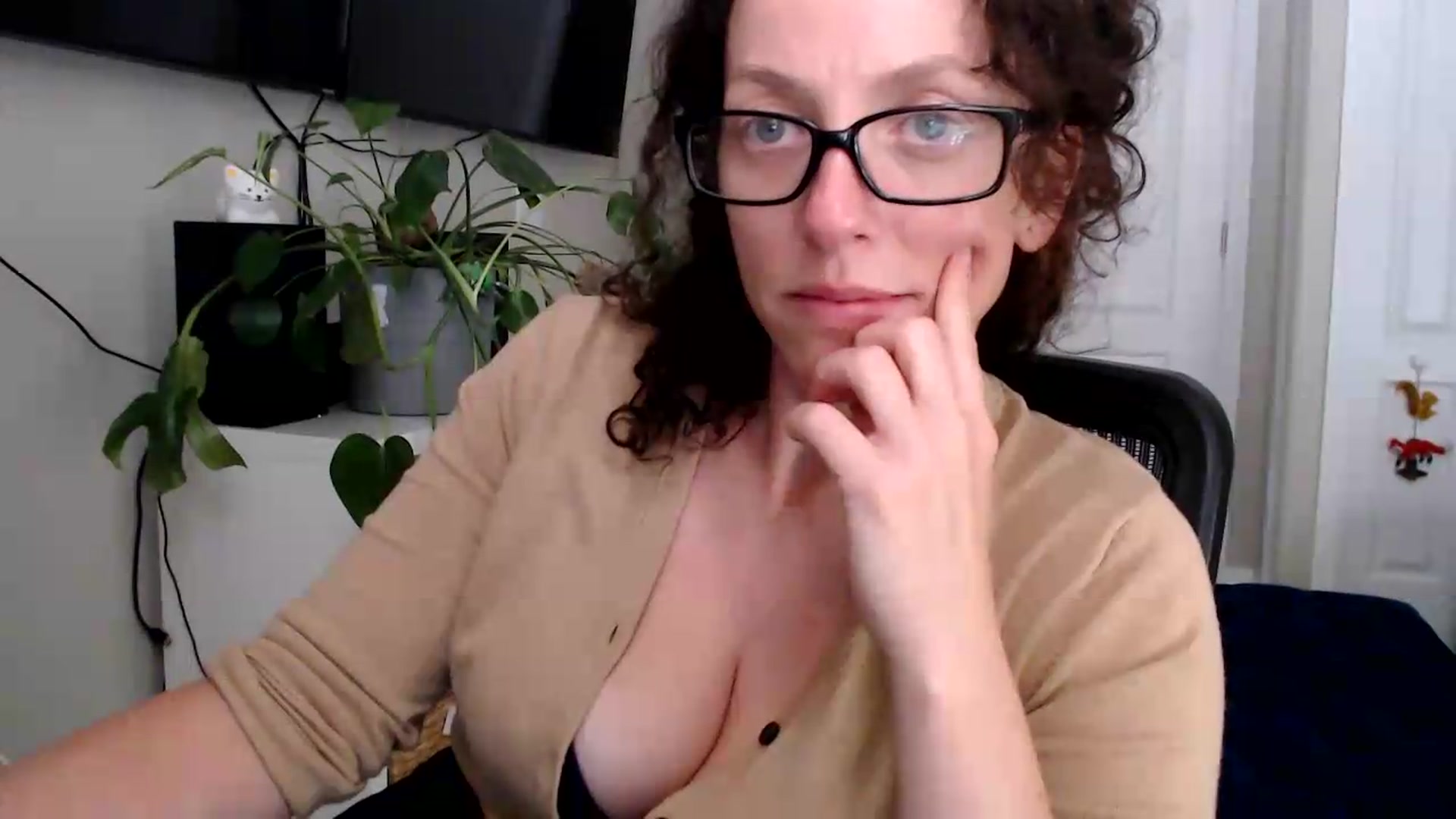 Gallery image thumbnail from Sarah_Stark's myfreecams stream on, 07/17/2026, 15:42 image 7 of 20