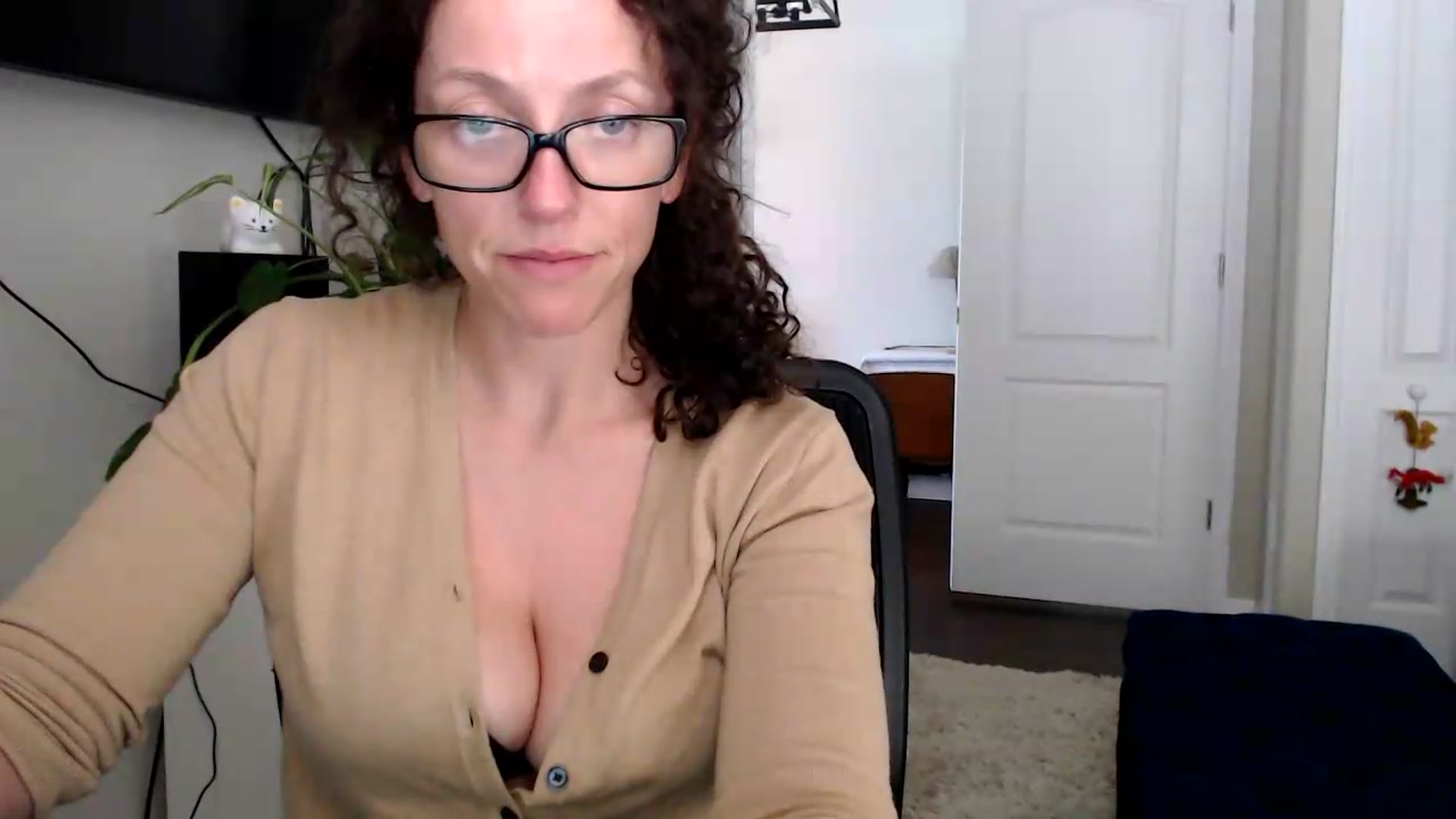 Gallery image thumbnail from Sarah_Stark's myfreecams stream on, 07/17/2026, 15:42 image 13 of 20