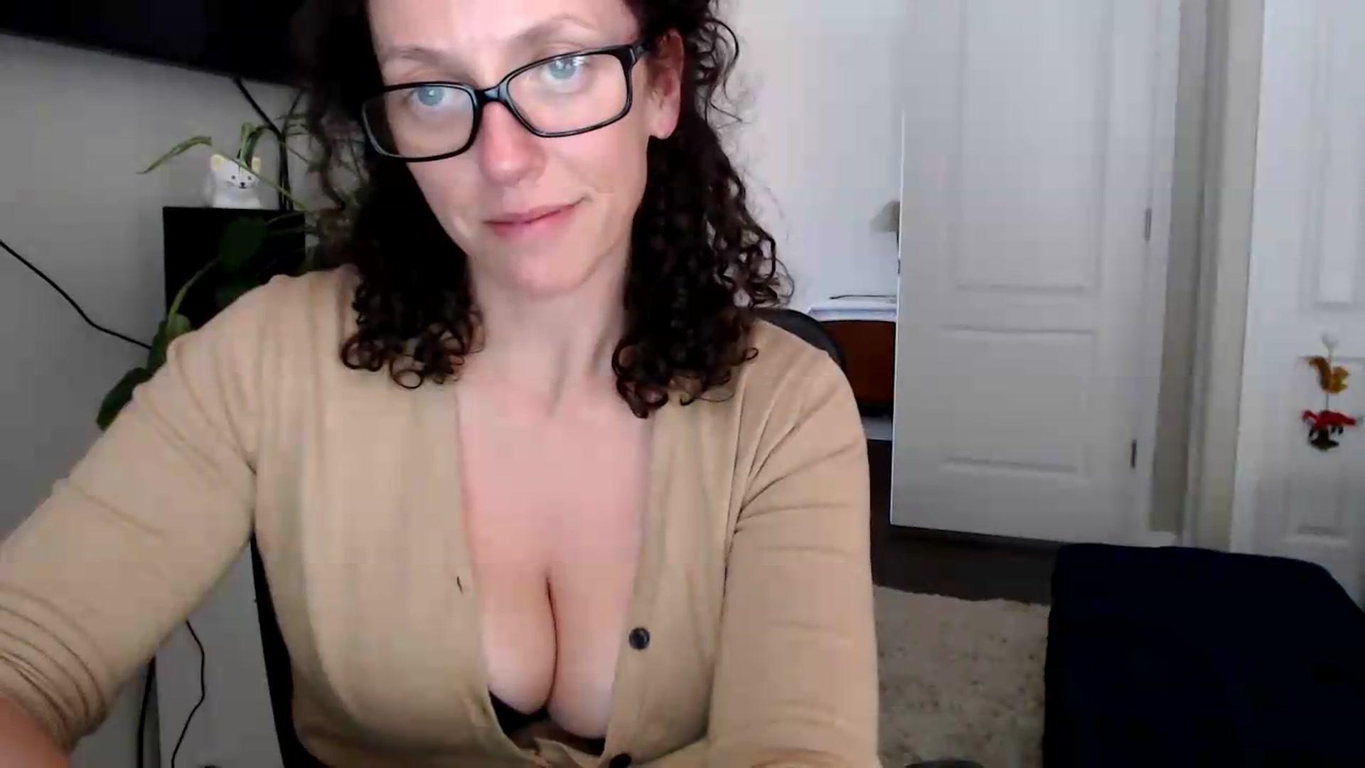 Gallery image thumbnail from Sarah_Stark's myfreecams stream on, 07/17/2026, 15:42 image 11 of 20