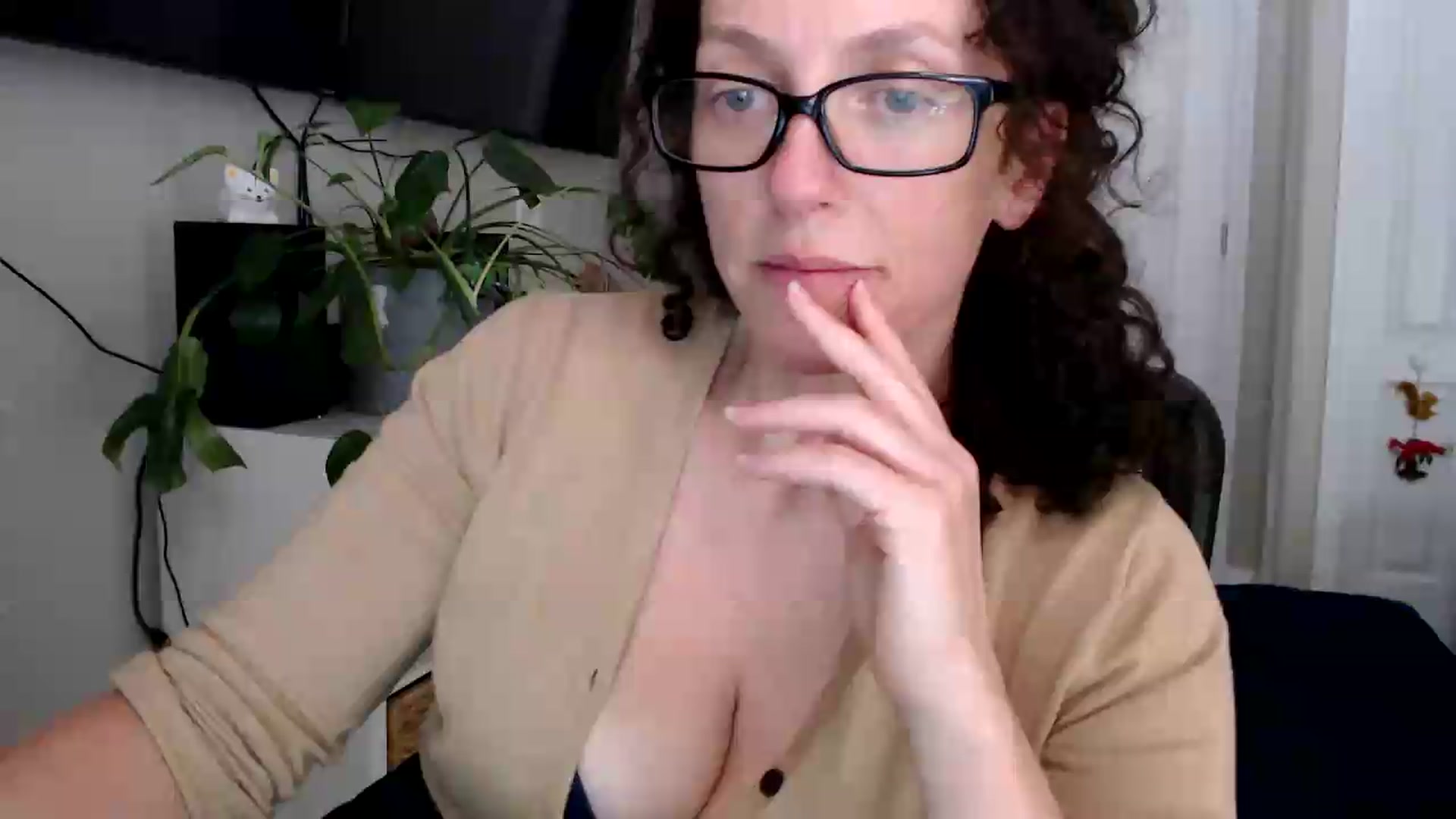 Gallery image thumbnail from Sarah_Stark's myfreecams stream on, 07/17/2026, 15:42 image 4 of 20