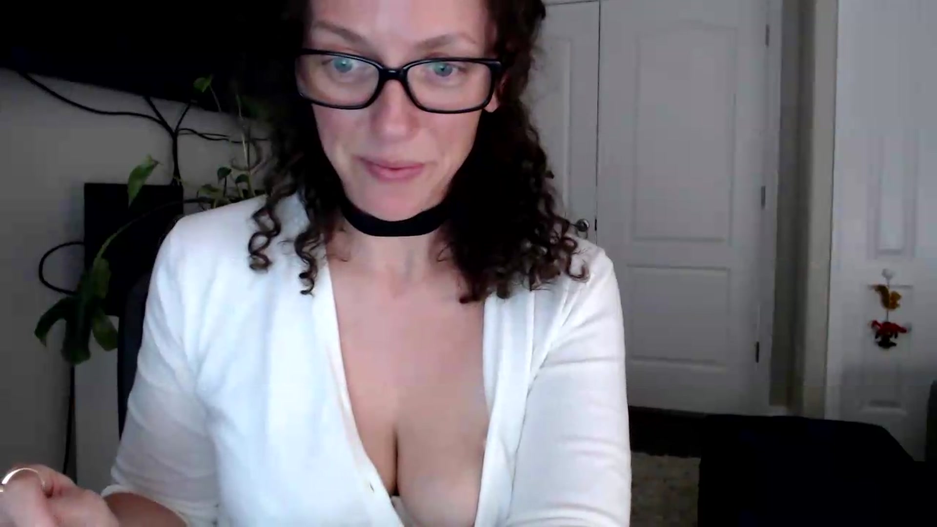 Gallery image thumbnail from Sarah_Stark's myfreecams stream on, 08/04/2026, 15:04 image 16 of 20