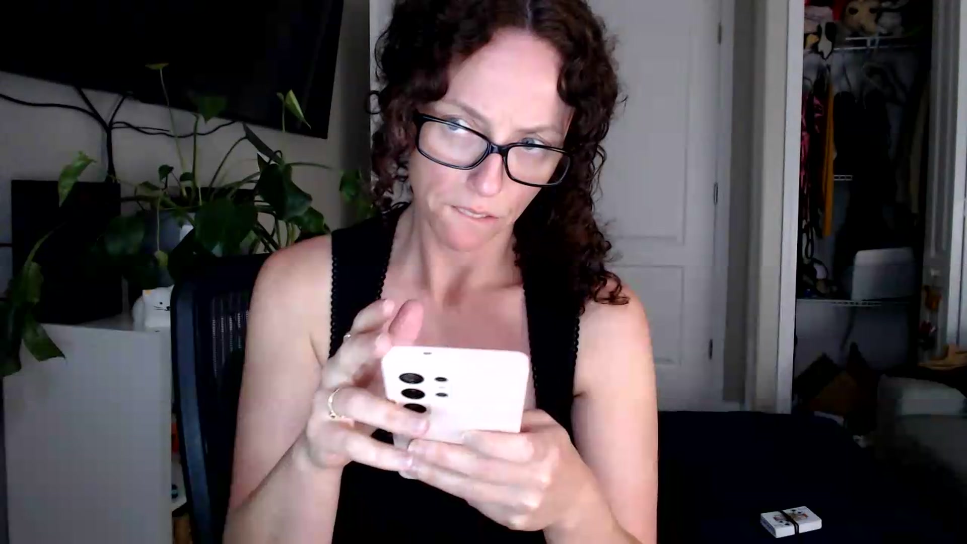 Gallery image thumbnail from Sarah_Stark's myfreecams stream on, 08/05/2026, 12:37 image 15 of 20