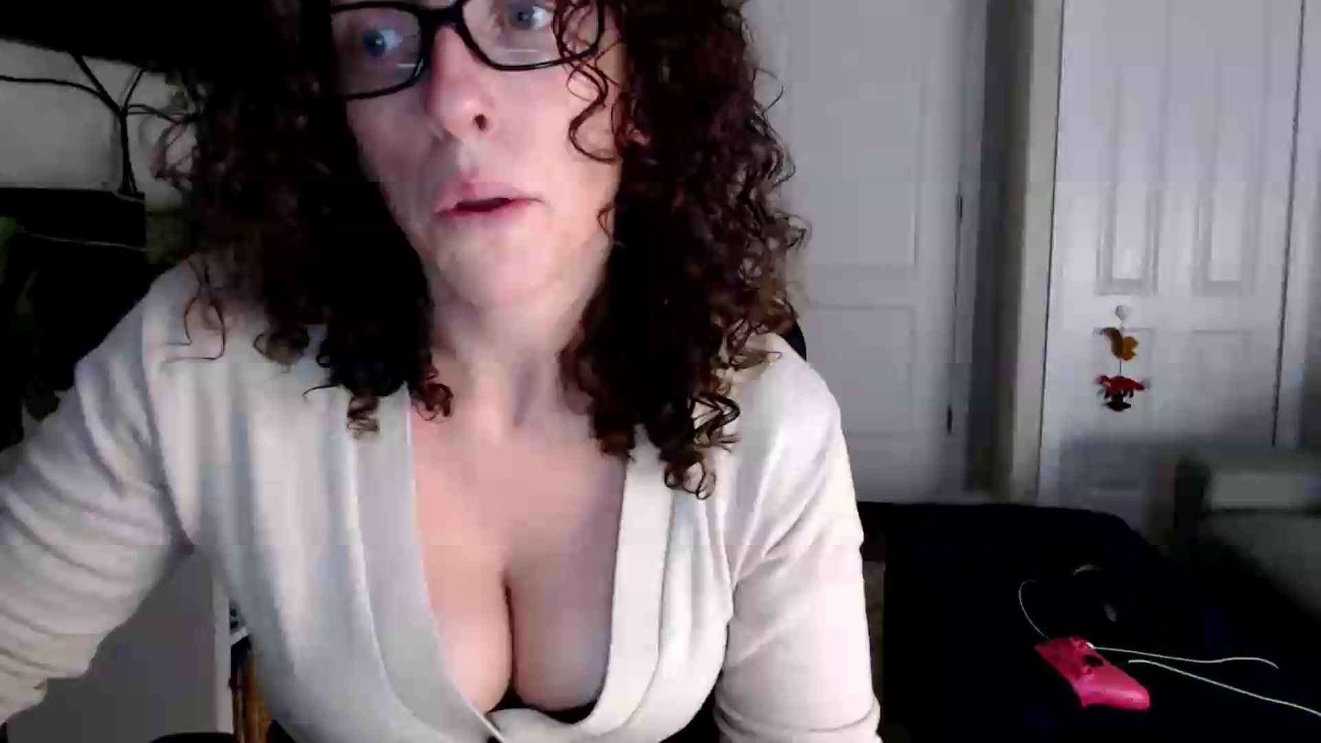 Gallery image thumbnail from Sarah_Stark's myfreecams stream on, 08/10/2026, 12:33 image 1 of 20