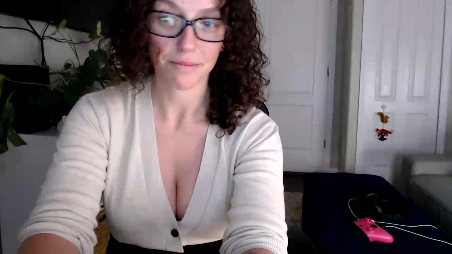 Gallery image thumbnail from Sarah_Stark's myfreecams stream on, 08/10/2026, 12:33 image 10 of 20