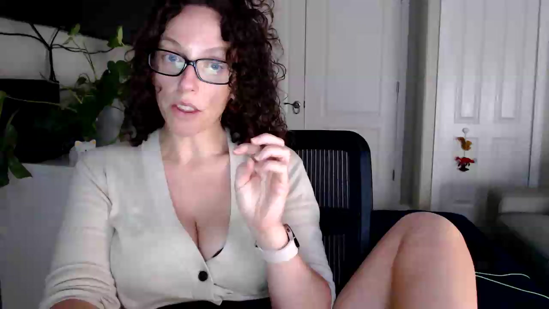 Gallery image thumbnail from Sarah_Stark's myfreecams stream on, 08/10/2026, 12:33 image 7 of 20