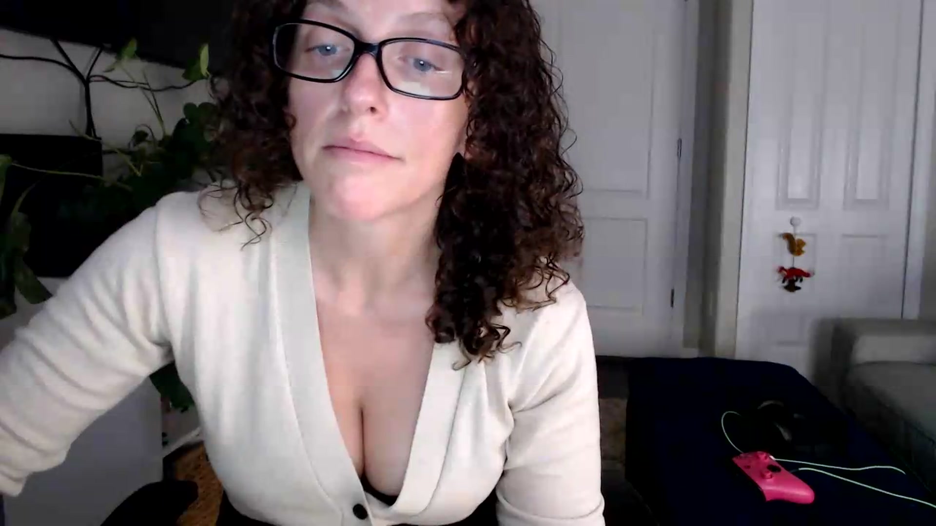 Gallery image thumbnail from Sarah_Stark's myfreecams stream on, 08/10/2026, 12:33 image 11 of 20