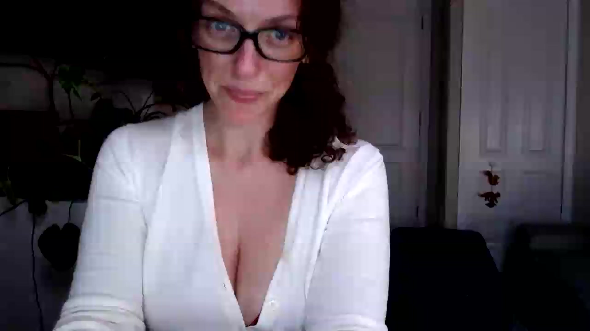 Gallery image thumbnail from Sarah_Stark's myfreecams stream on, 08/25/2026, 14:29 image 1 of 20