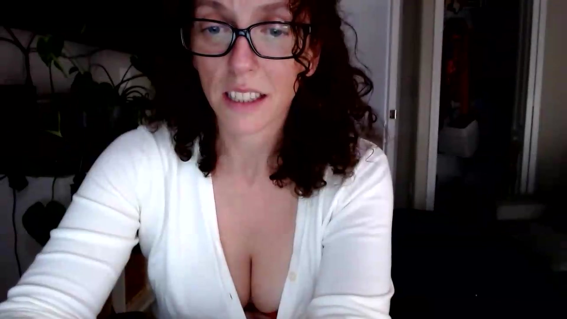 Gallery image thumbnail from Sarah_Stark's myfreecams stream on, 08/25/2026, 15:25 image 15 of 20