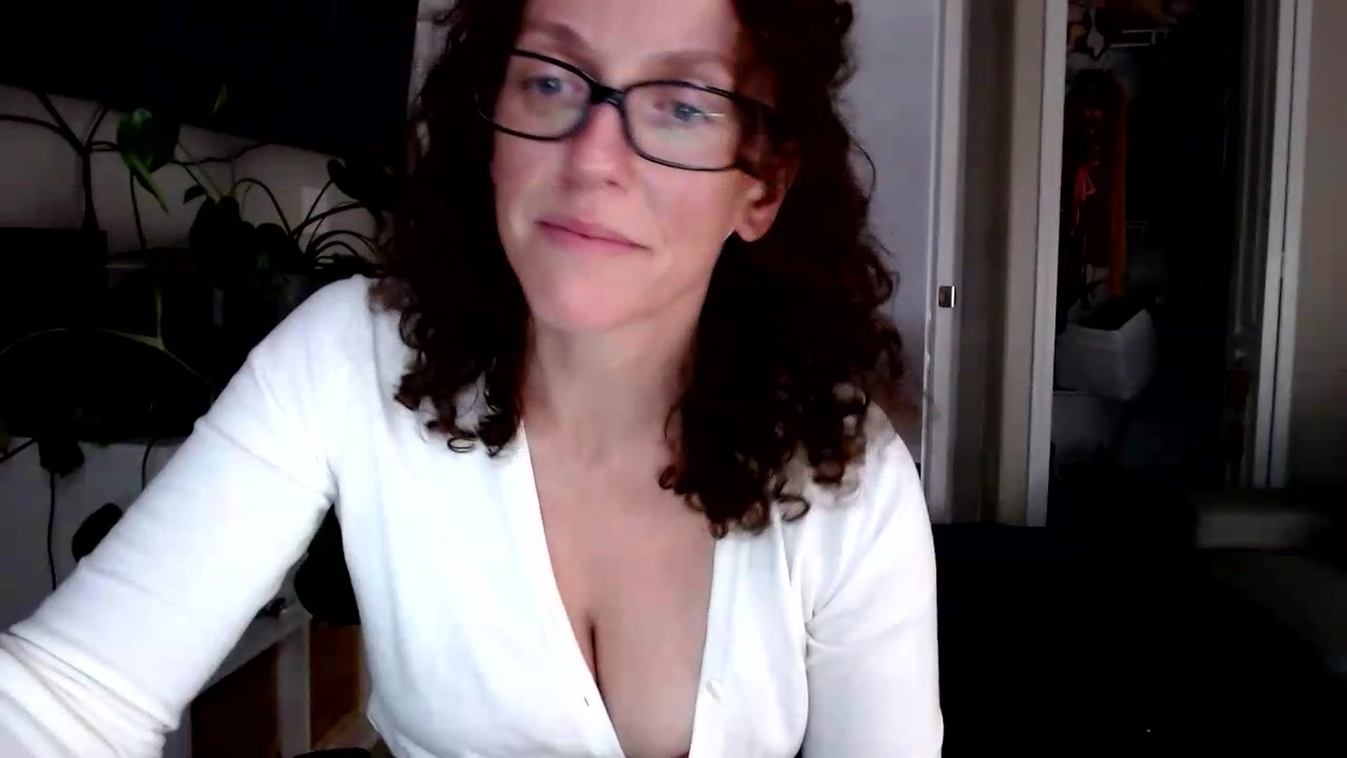 Gallery image thumbnail from Sarah_Stark's myfreecams stream on, 08/25/2026, 16:13 image 2 of 20