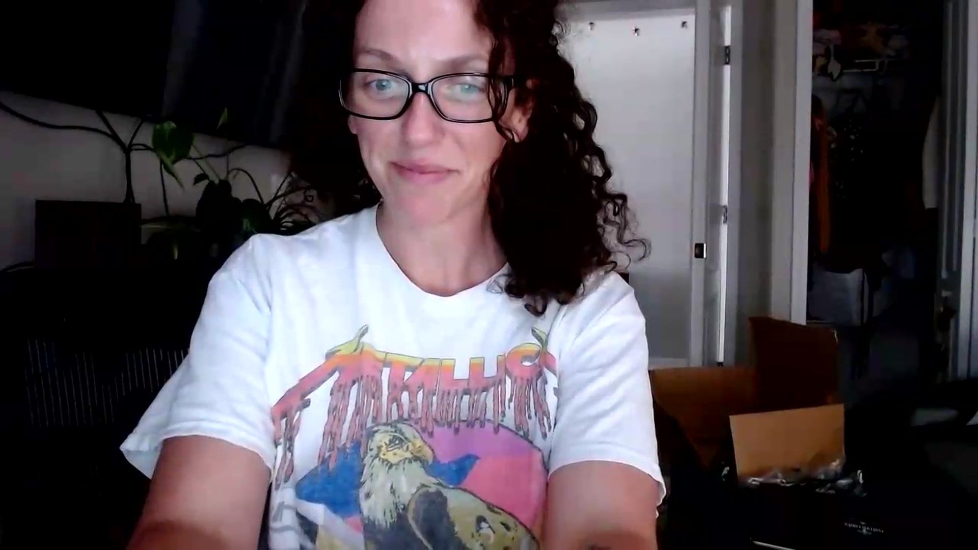 Gallery image thumbnail from Sarah_Stark's myfreecams stream on, 08/25/2026, 17:22 image 14 of 20