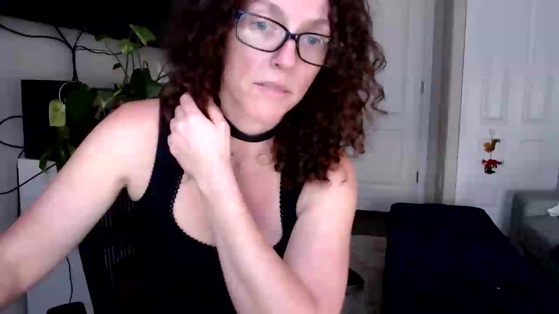 Gallery image thumbnail from Sarah_Stark's myfreecams stream on, 08/28/2026, 12:57 image 19 of 20