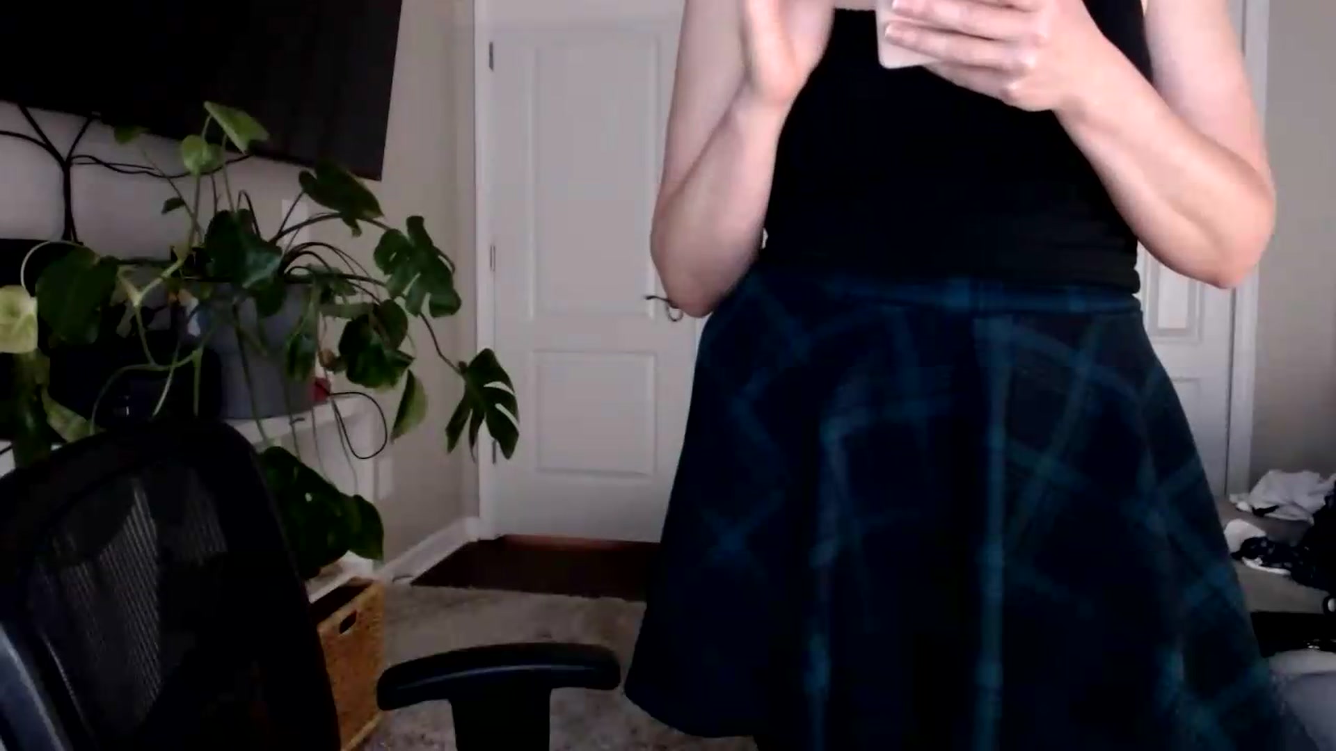Gallery image thumbnail from Sarah_Stark's myfreecams stream on, 08/28/2026, 12:57 image 3 of 20