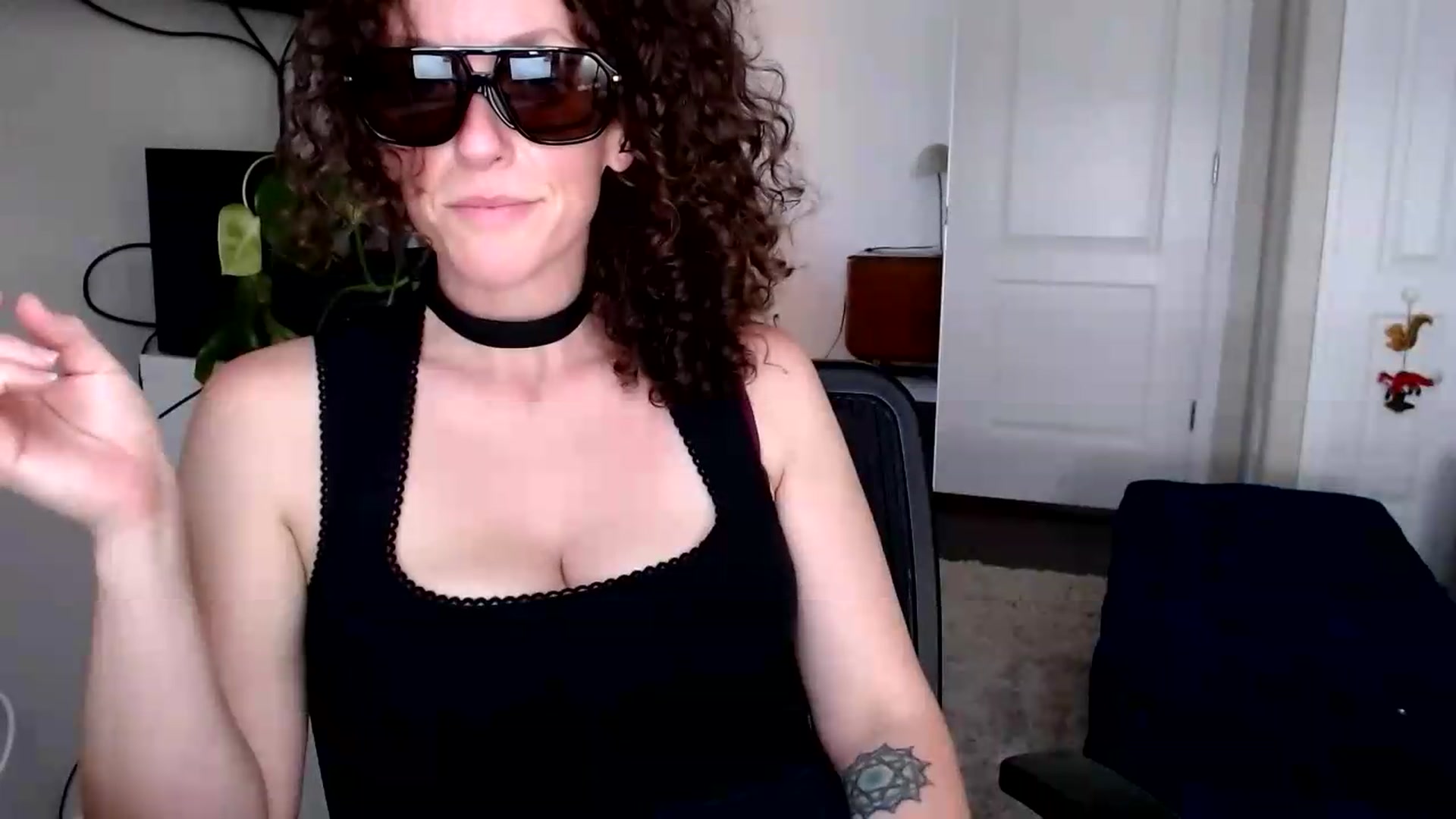 Gallery image thumbnail from Sarah_Stark's myfreecams stream on, 08/28/2026, 15:31 image 2 of 20