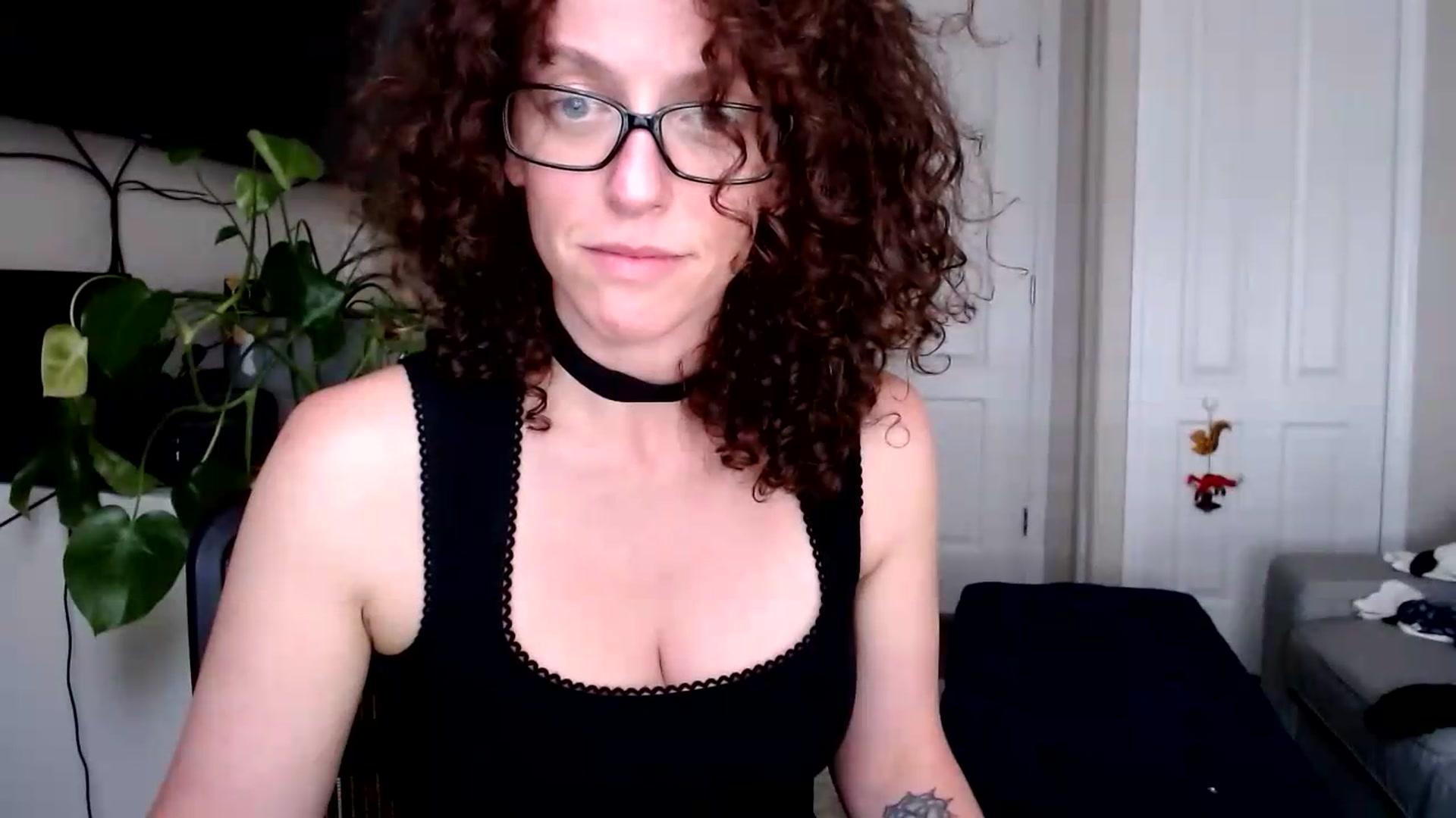 Gallery image thumbnail from Sarah_Stark's myfreecams stream on, 08/28/2026, 15:31 image 17 of 20