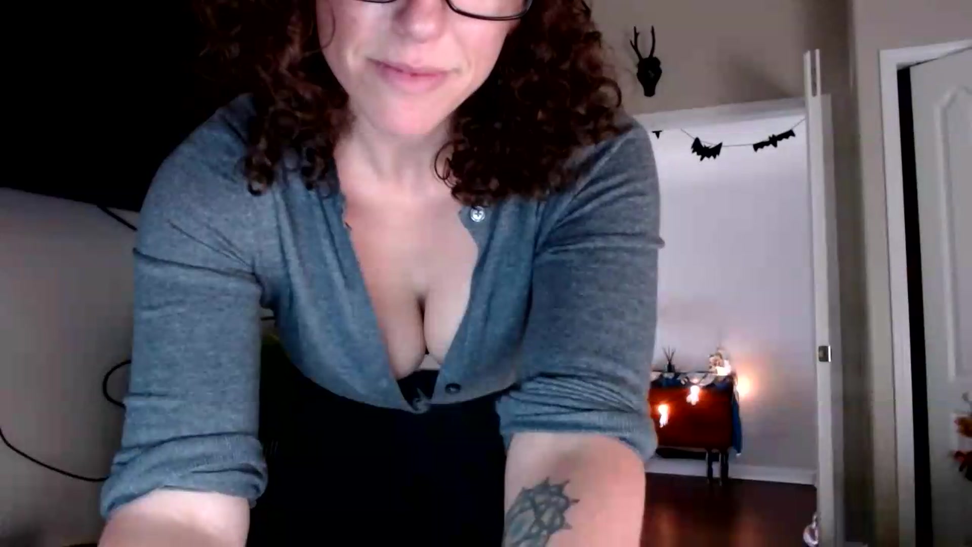 Gallery image thumbnail from Sarah_Stark's myfreecams stream on, 09/08/2026, 13:02 image 16 of 20