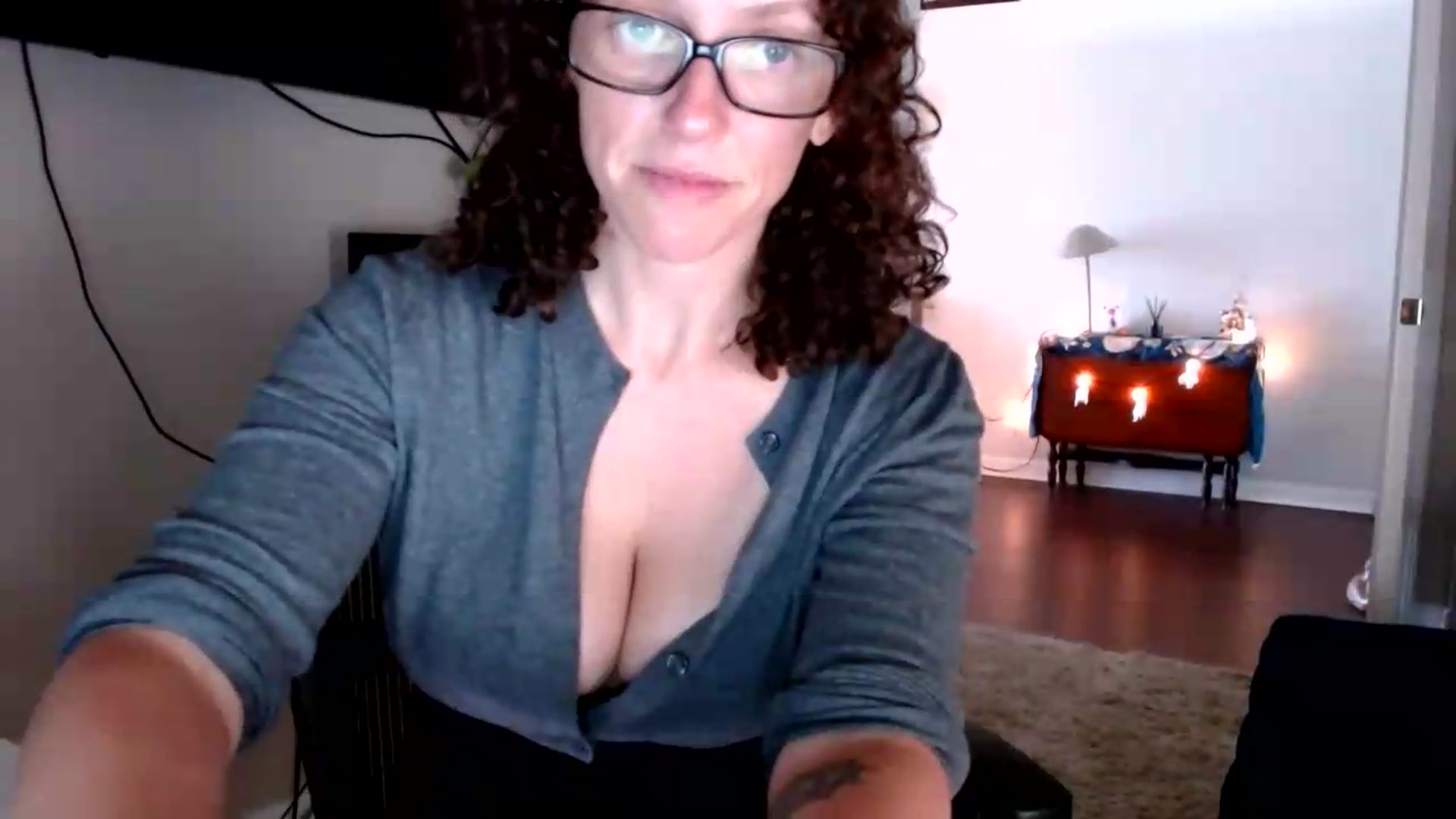Gallery image thumbnail from Sarah_Stark's myfreecams stream on, 09/08/2026, 16:04 image 3 of 20