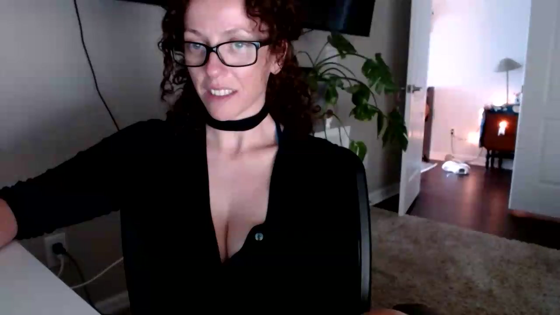 Gallery image thumbnail from Sarah_Stark's myfreecams stream on, 09/09/2026, 14:10 image 18 of 20