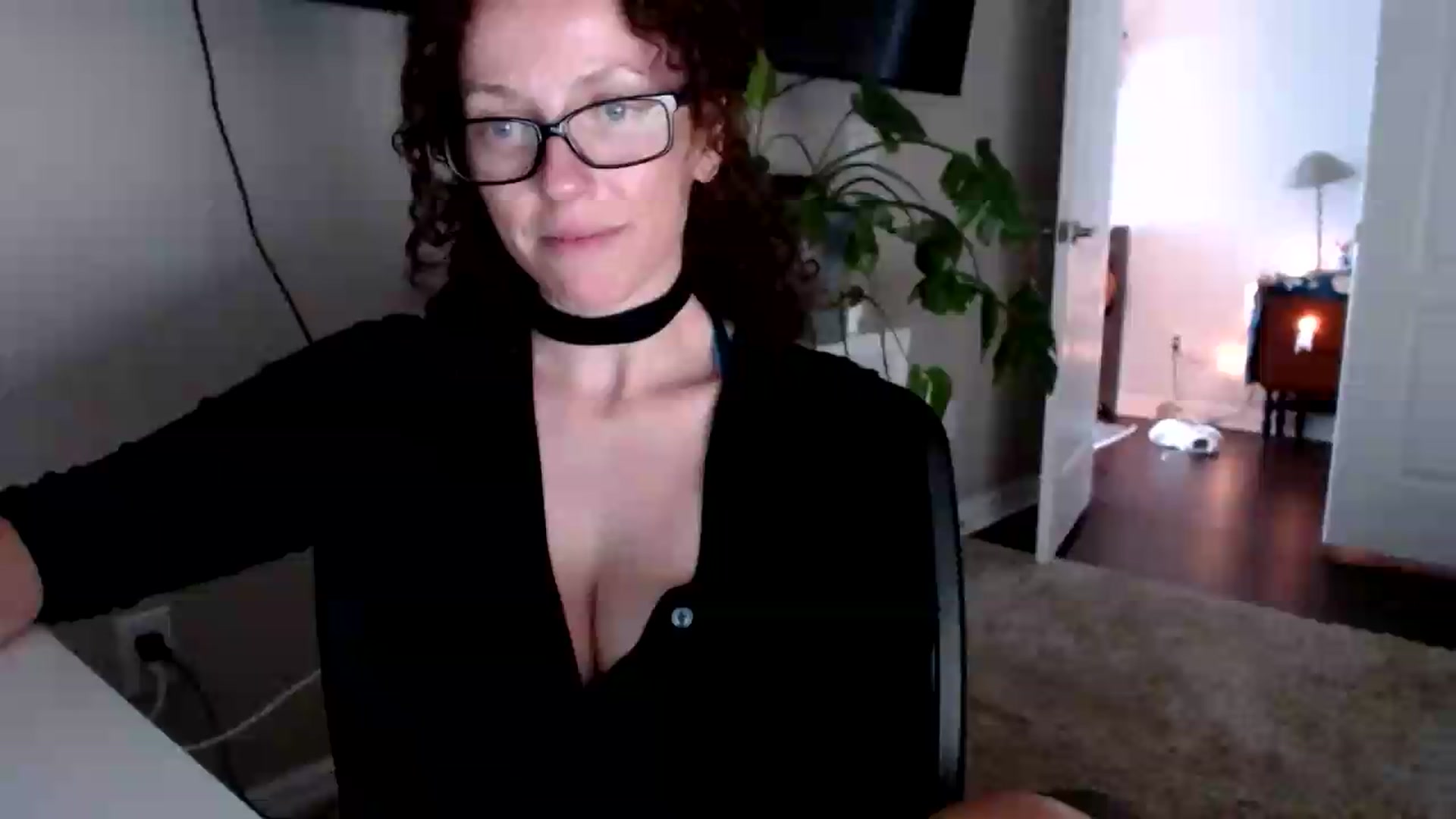 Gallery image thumbnail from Sarah_Stark's myfreecams stream on, 09/09/2026, 14:10 image 17 of 20