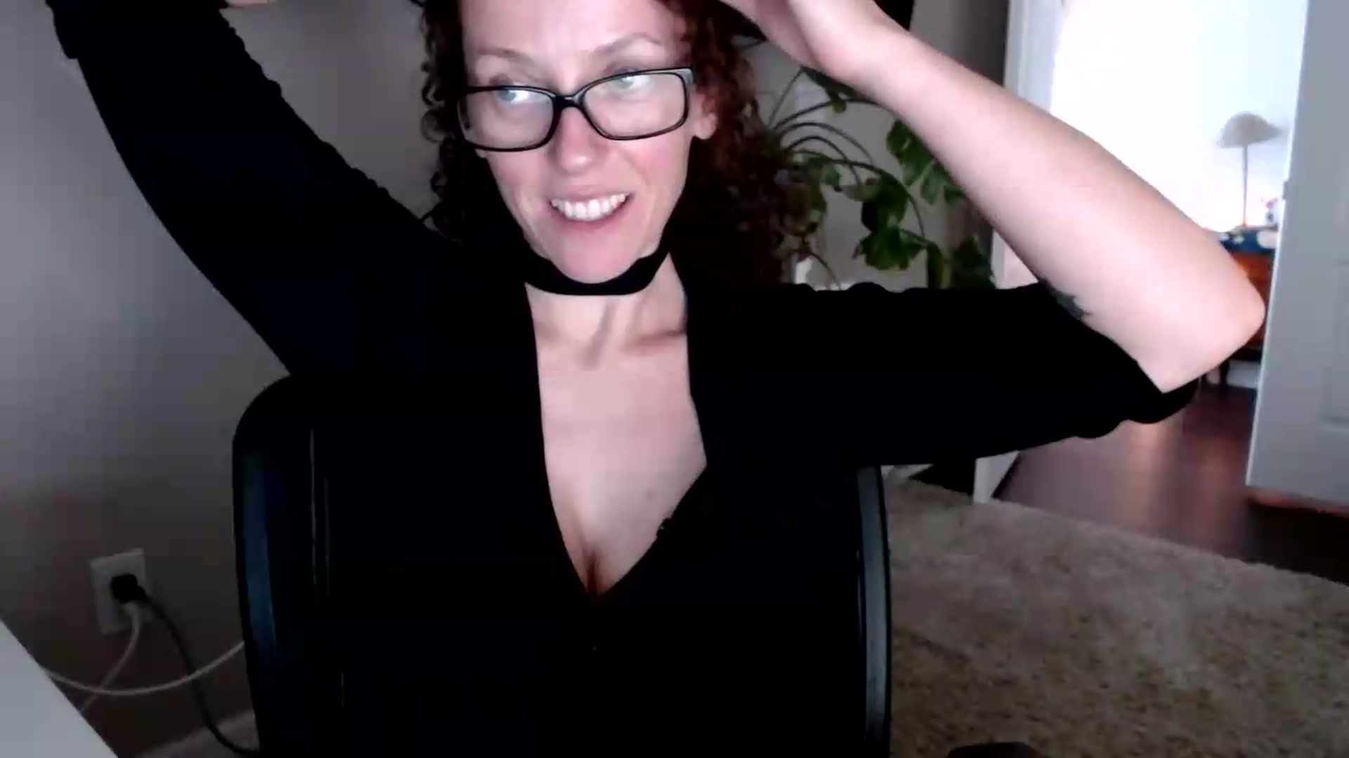 Gallery image thumbnail from Sarah_Stark's myfreecams stream on, 09/09/2026, 14:10 image 14 of 20