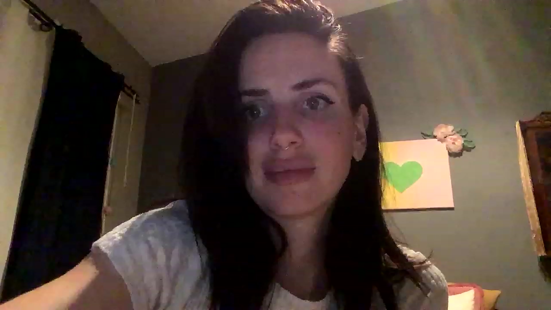 Gallery image thumbnail from Sarah_autumns's myfreecams stream on, 04/19/2023, 05:59 image 20 of 20