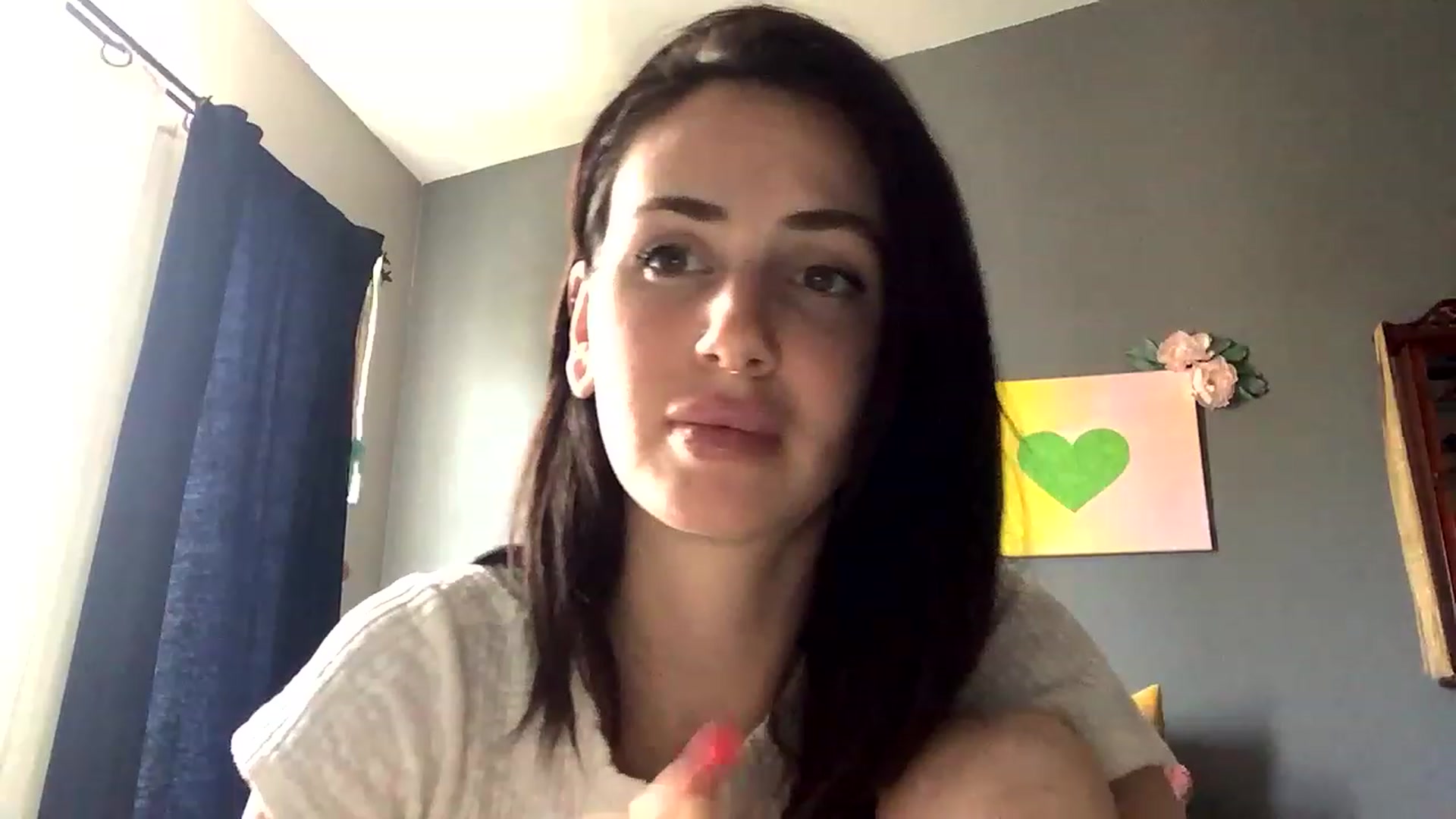 Gallery image thumbnail from Sarah_autumns's myfreecams stream on, 04/19/2023, 21:56 image 15 of 20
